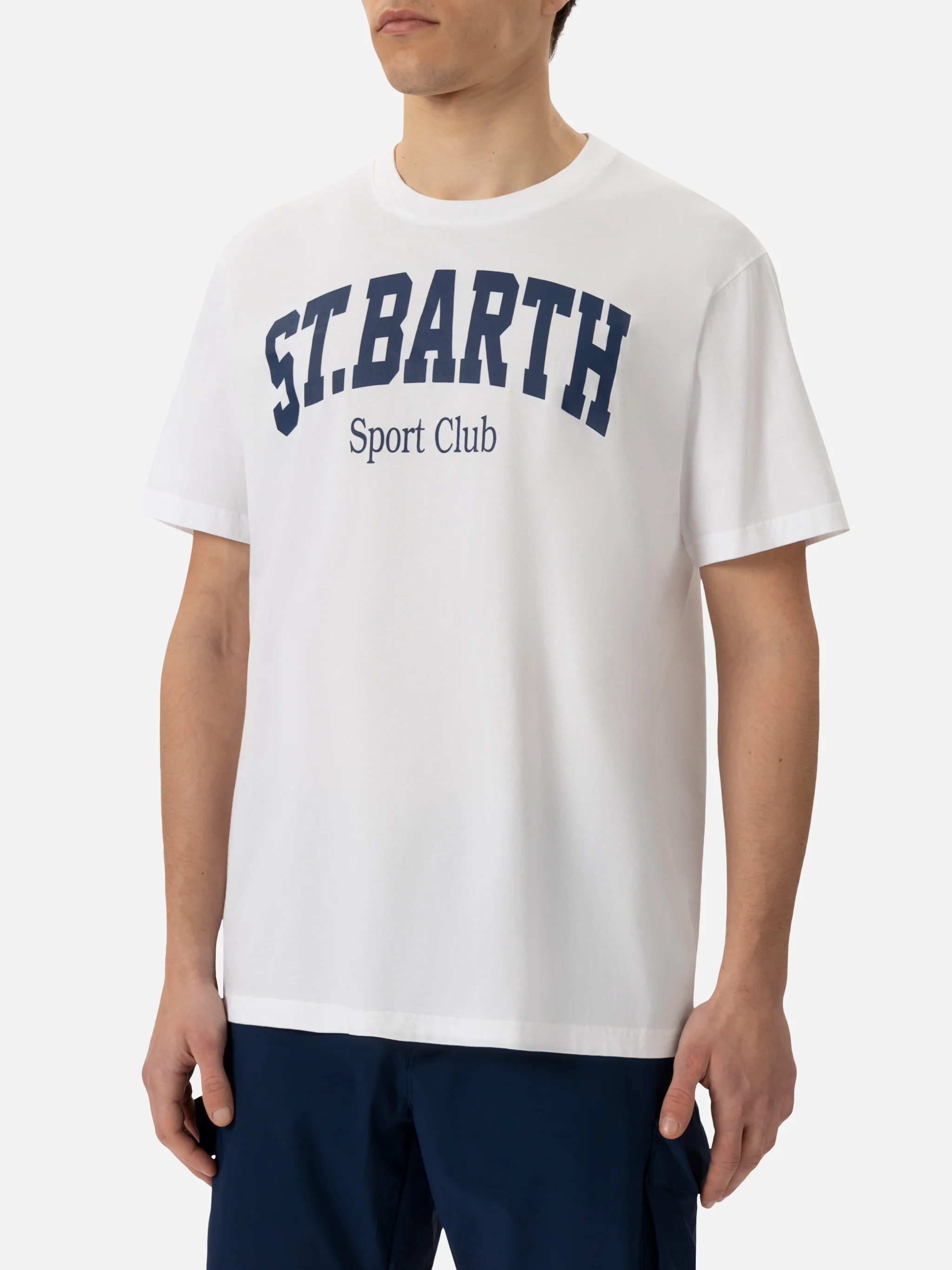 T-shirt voor heren van biologisch katoen met St. Barth Sport Club-opdruk.