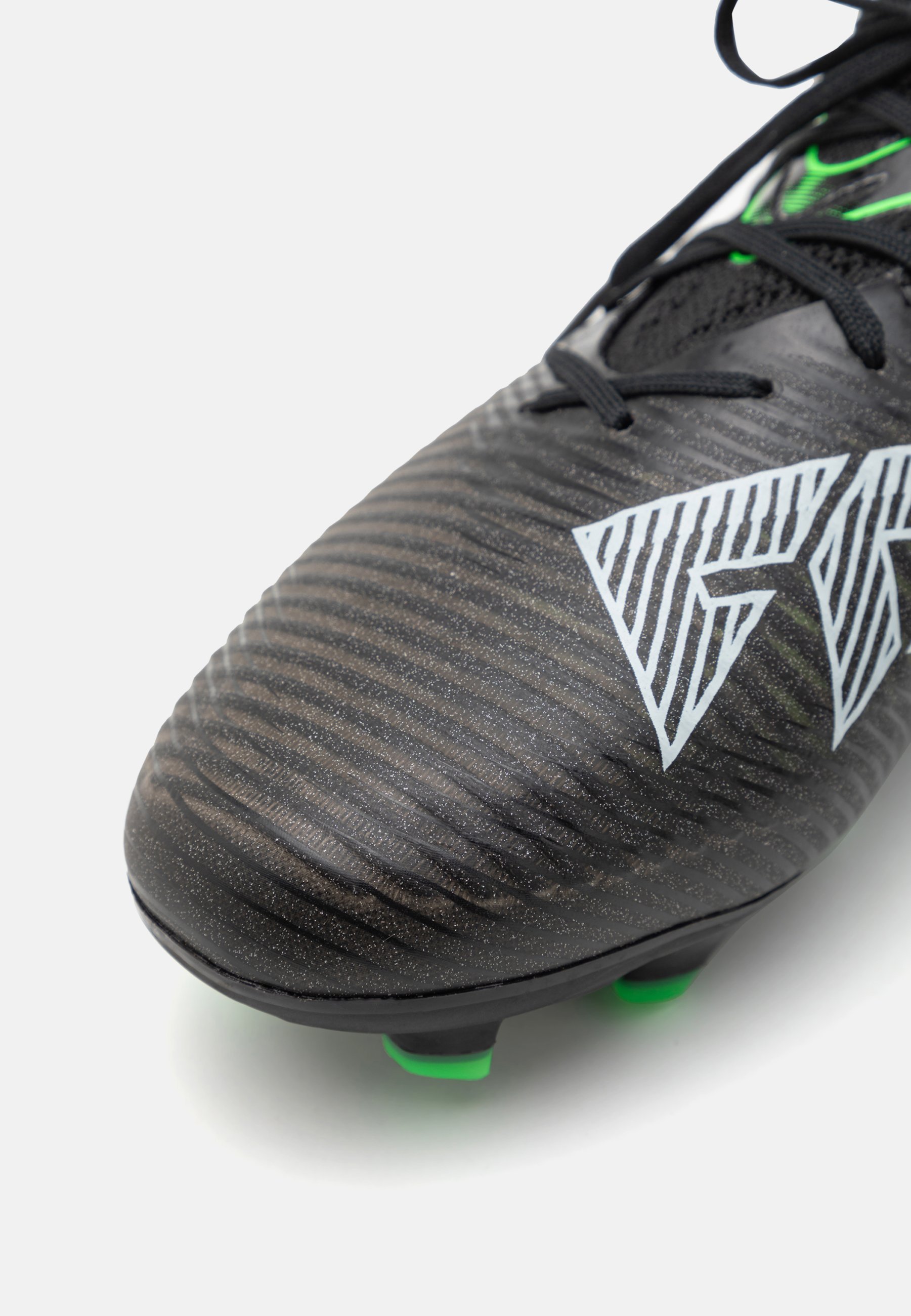 Puma FUTURE 8 PRO FG/AG UNISEX - Kopačky na pevný povrch - čierna/strieborná/fluo zelená