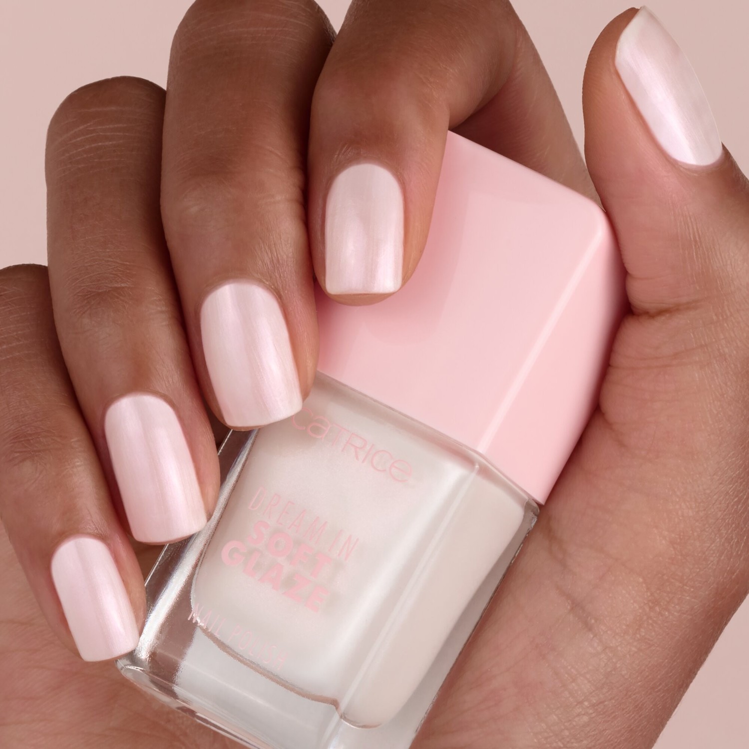 Catrice Dream In Soft Glaze Nail Polish vernis à ongles 010 Hailey Baby