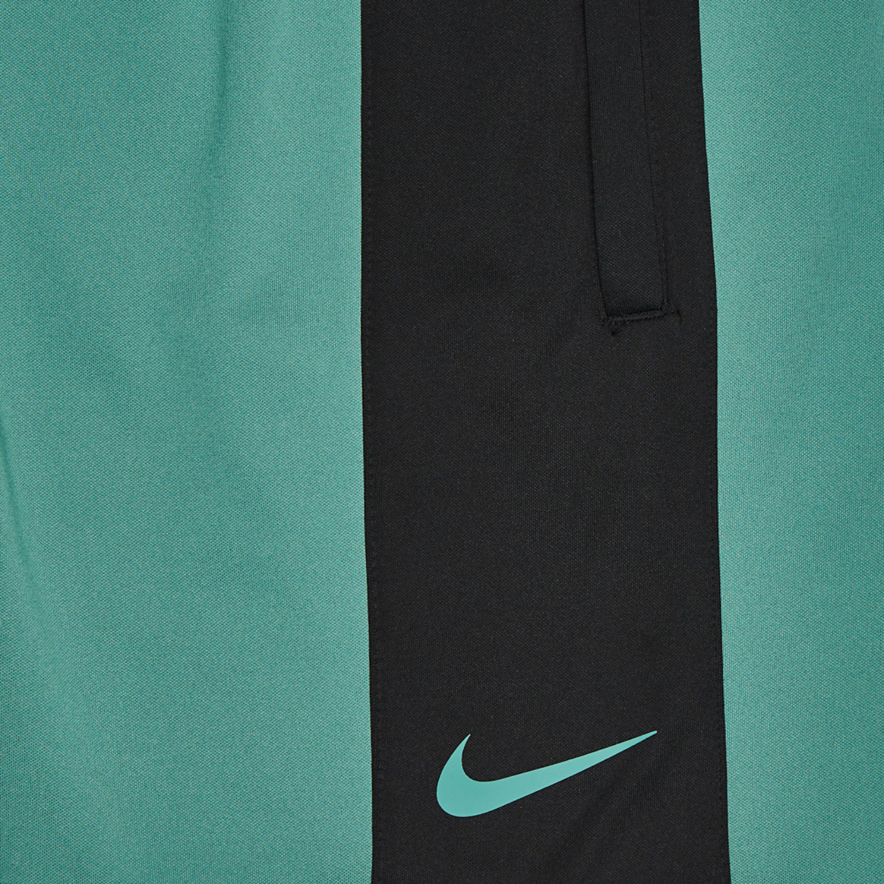 Nike Swoosh Air