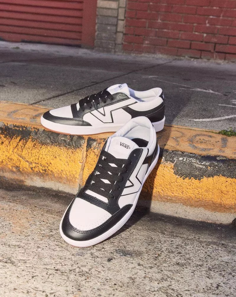 Lowland ComfyCush Leather Shoe