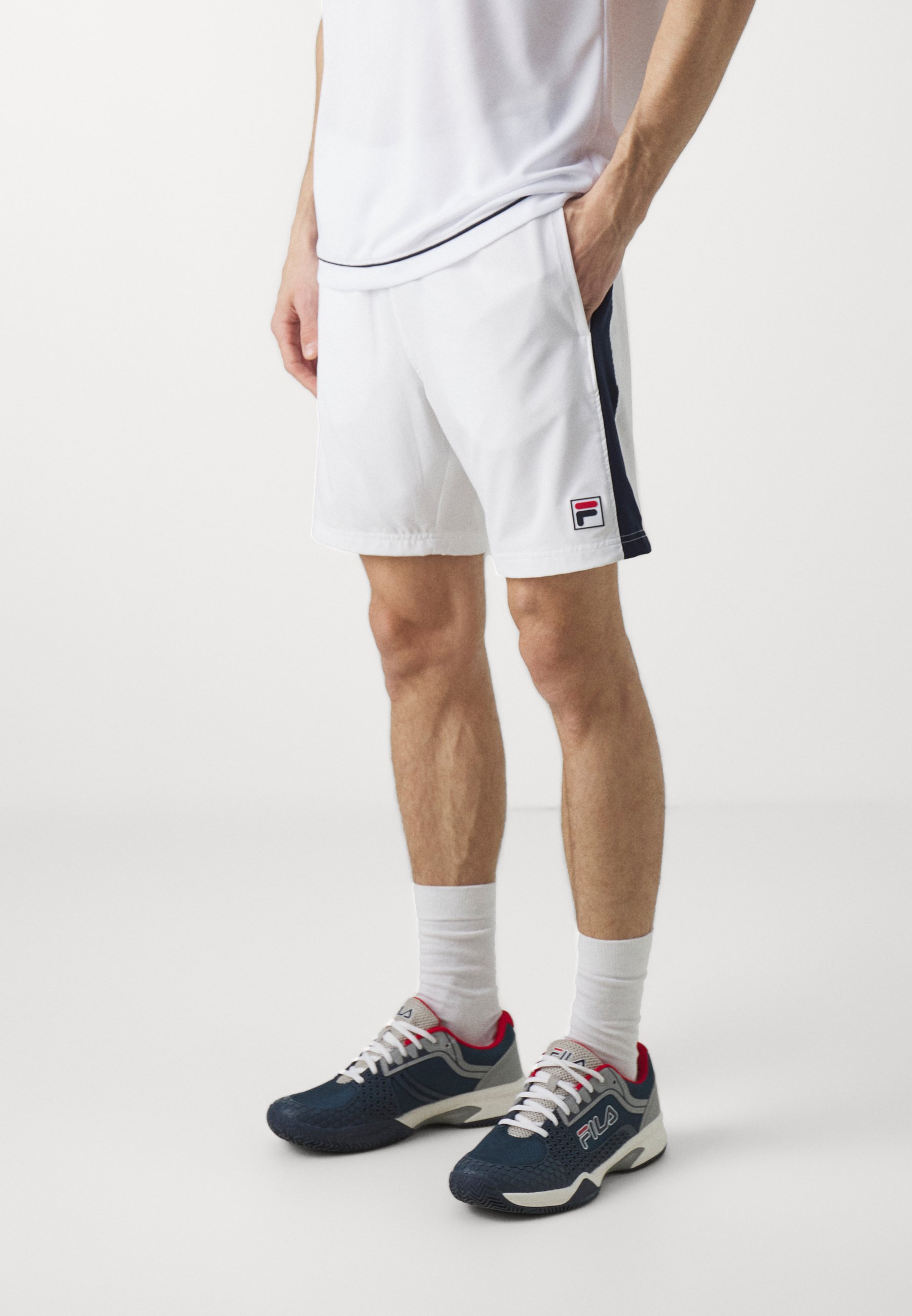 Short de sport Fila JAKOB - blanc/marine