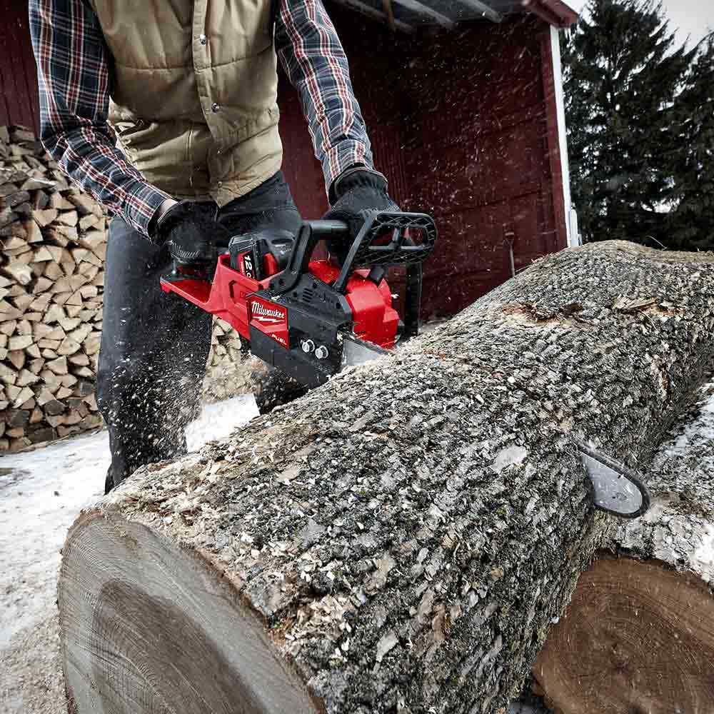 Ferăstrău cu lanț MILWAUKEE 18V FUEL™ 356 mm M18FCHS140