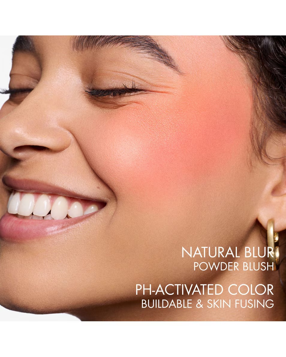 DIOR BACKSTAGE Rosy Glow - Blush pudră de lungă durată Blush cu culoare cu pH activat - de lungă durată