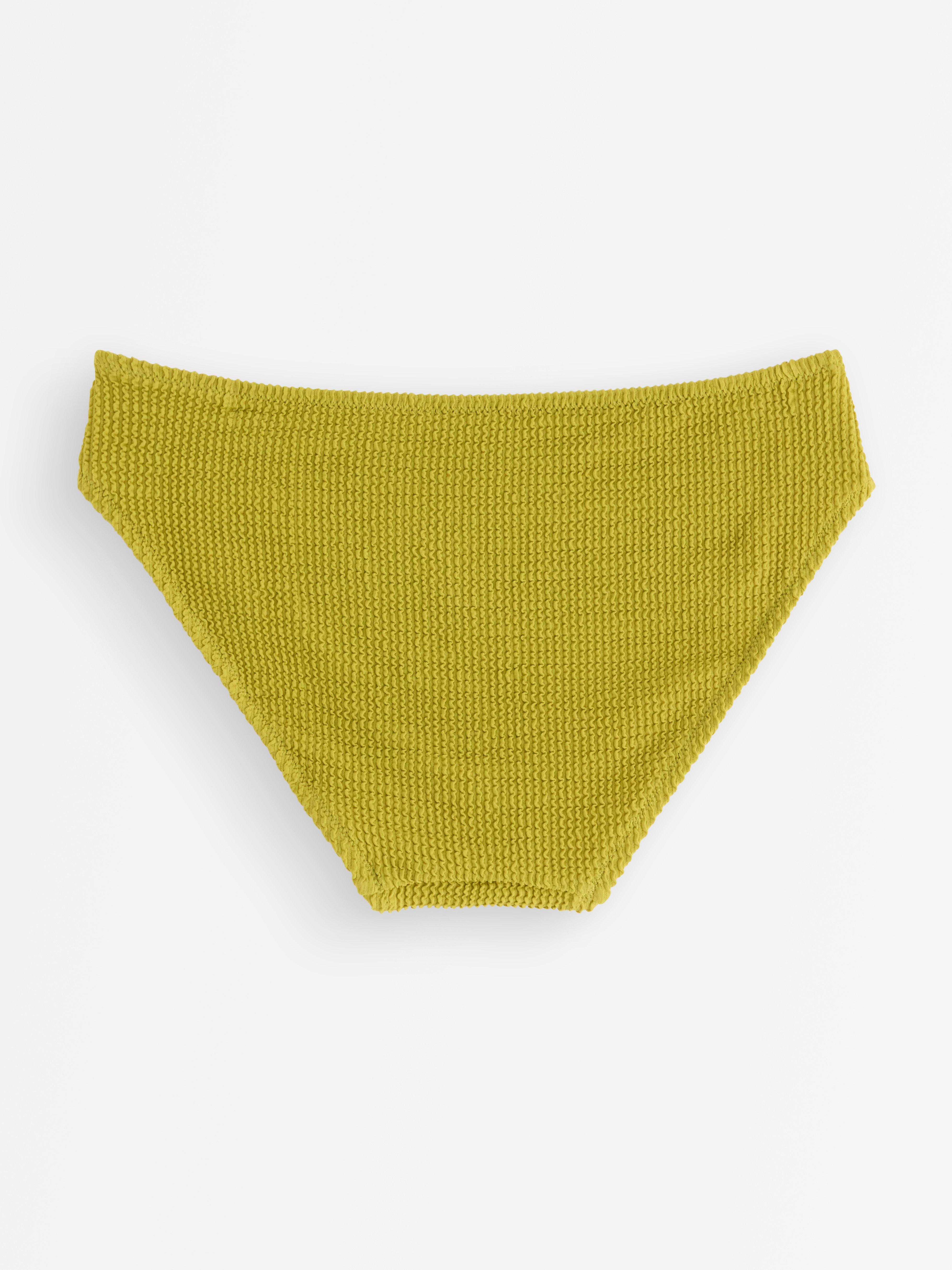 Braguita de bikini arrugada, color verde lima claro.