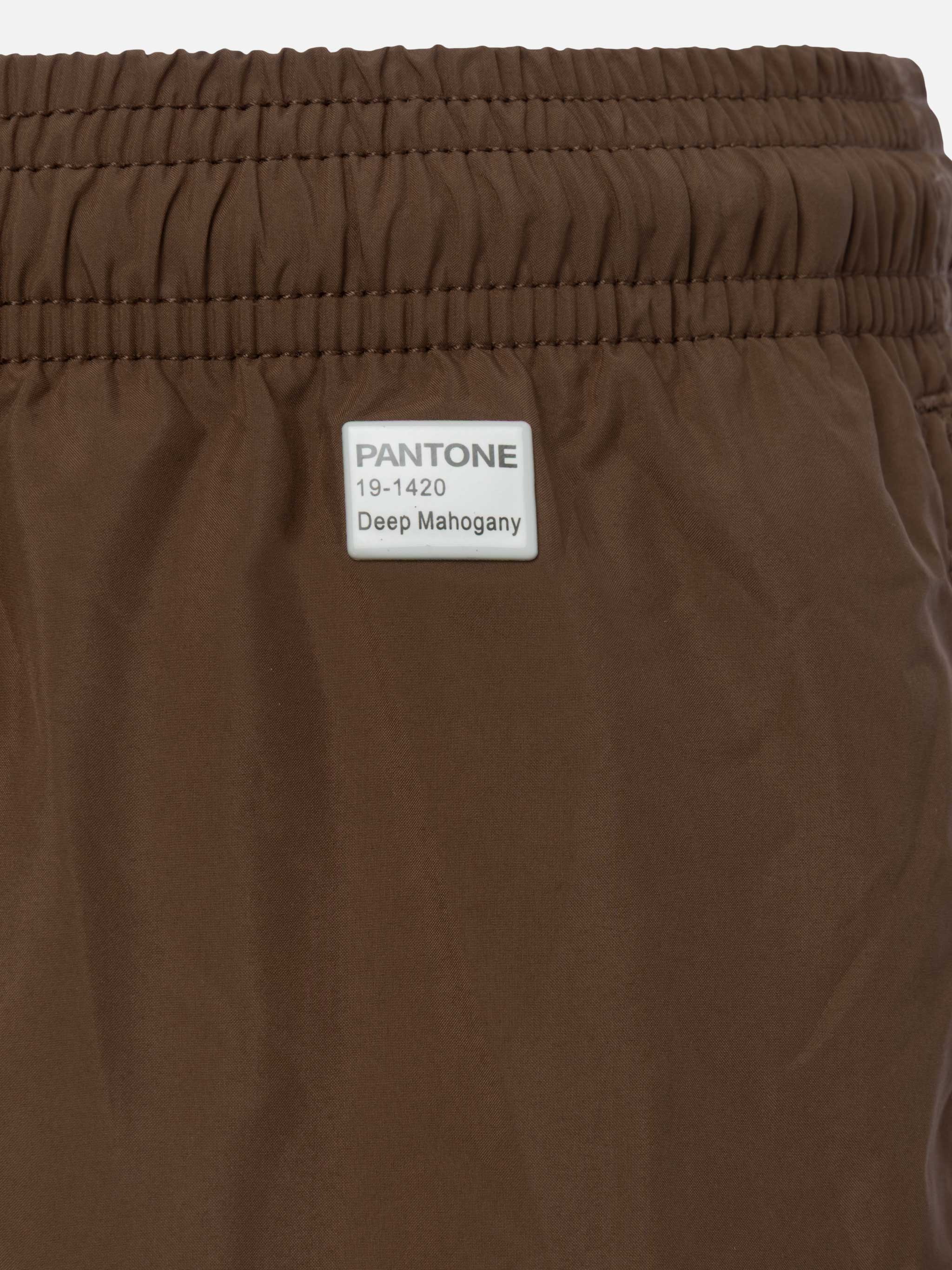 Pantone Lighting badpak in lichtgewicht bruin | PANTONE® SP
