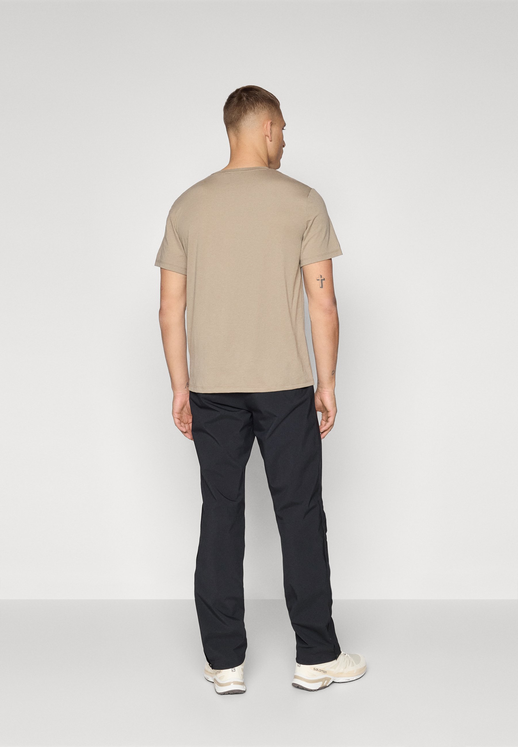 Peak Performance TRAIL PANTS - Spodnie outdoorowe - czarne