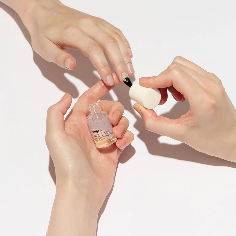 NOBEA nagu kopšanas dimanta nagu stiprinātāja laka