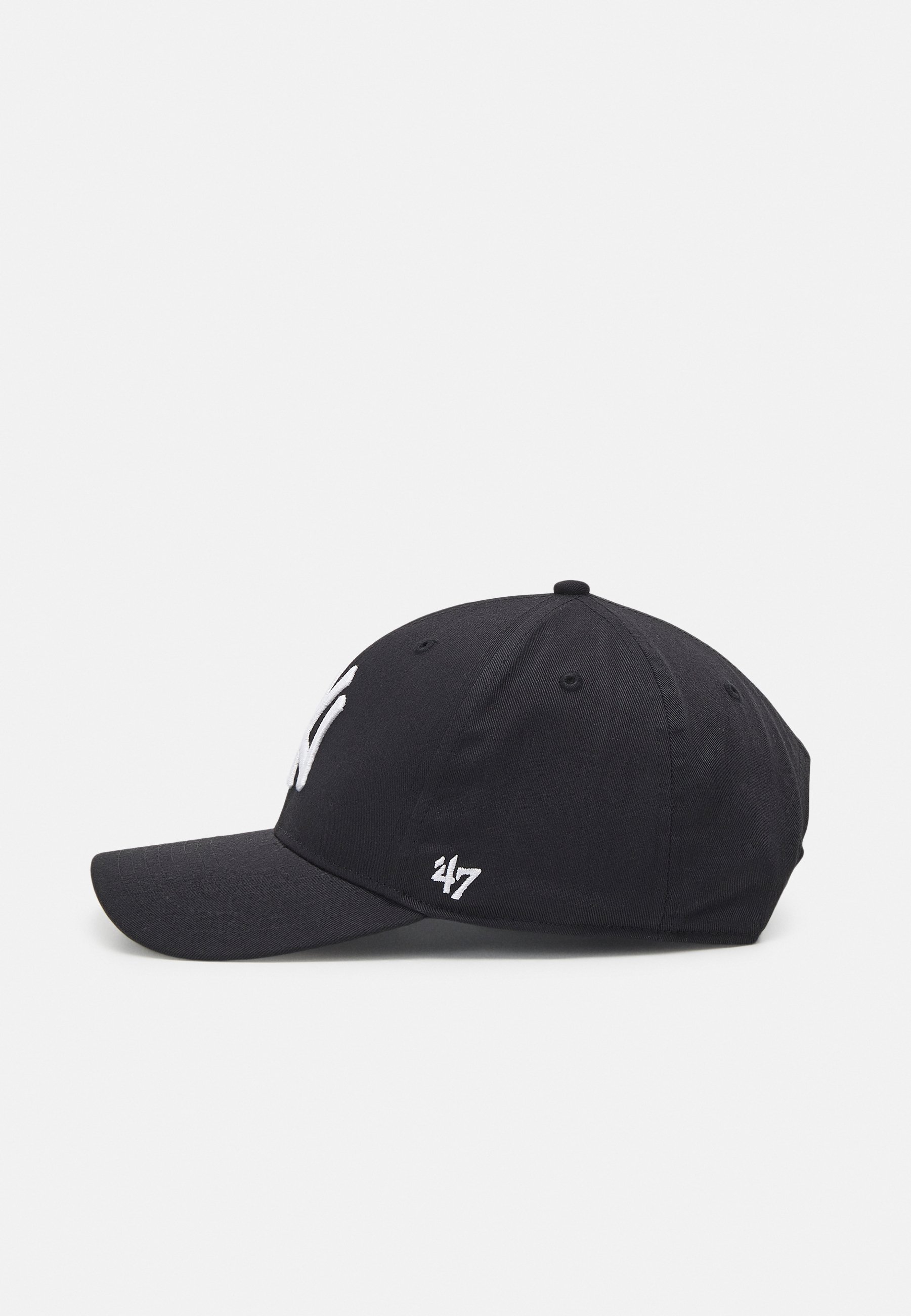 '47 Caps