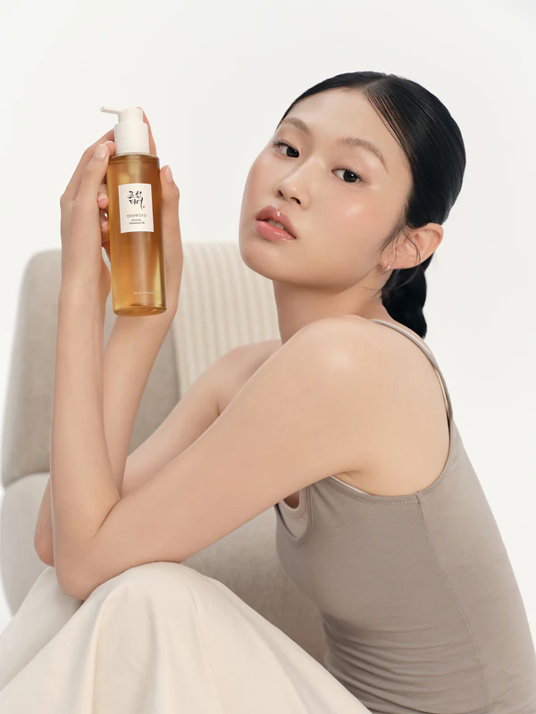 Óleo de Limpeza Beauty of Joseon Ginseng é um óleo de limpeza profunda que ilumina e suaviza a pele.