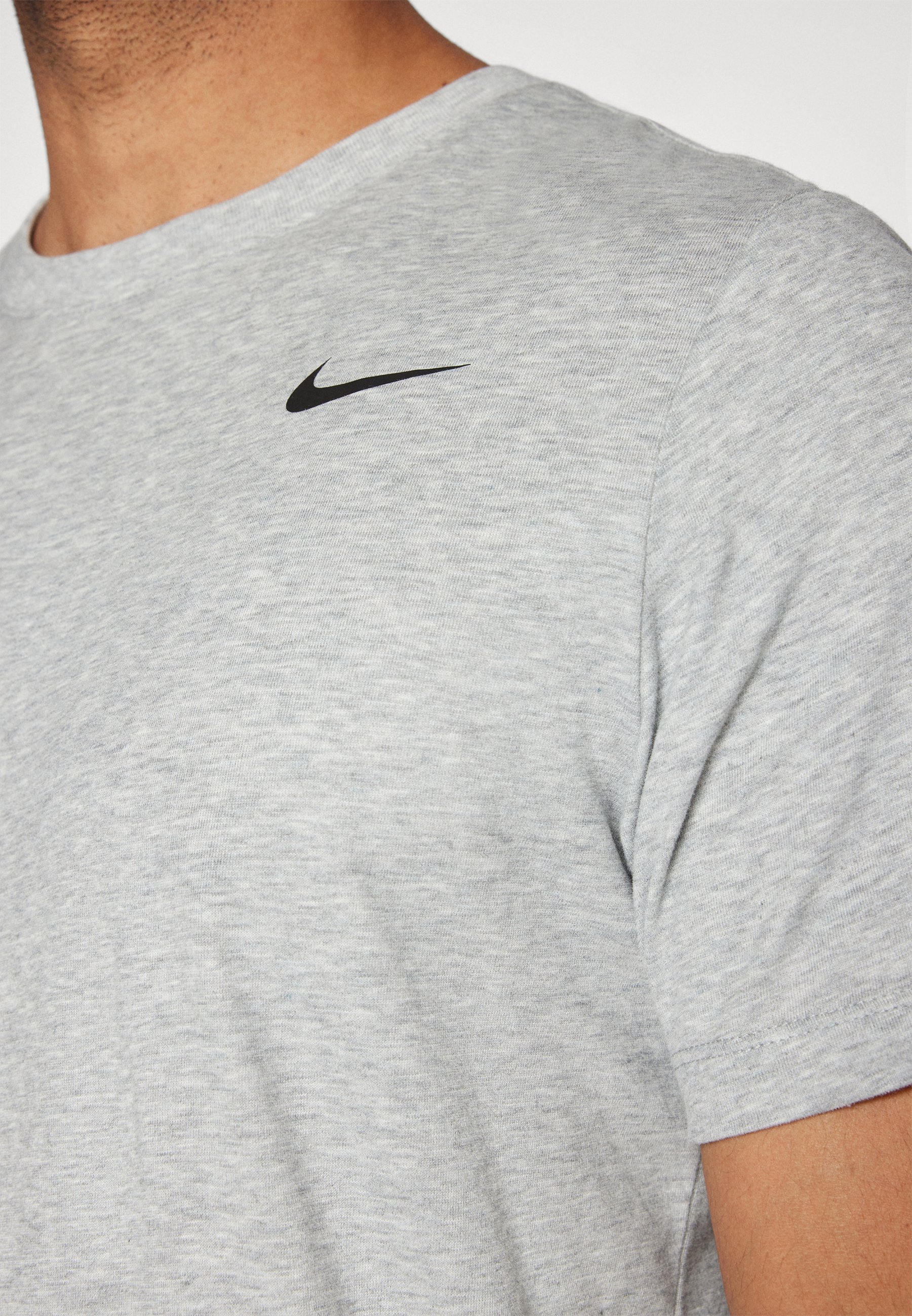 Nike Performance CREW SOLID - Sport T-shirt - donkergrijs gemêleerd/zwart