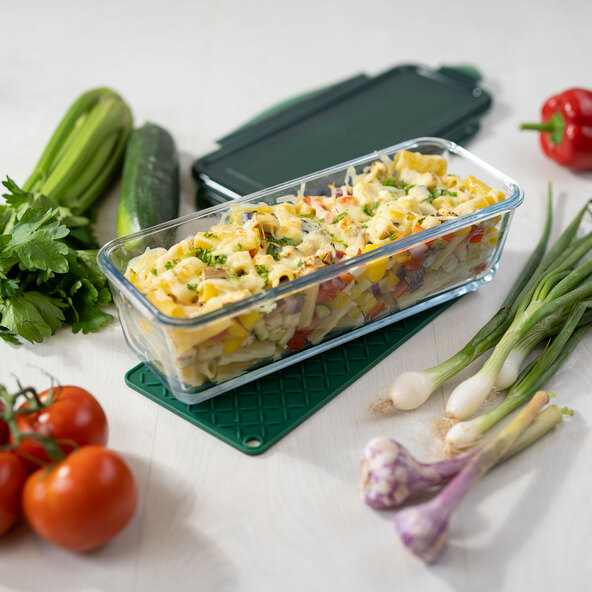 Exclusive vegetable cutter, green, 16-piece set.