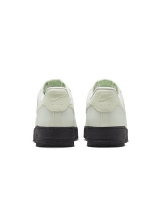 Nike Air Force 1 '07 LV8 Men's Shoes