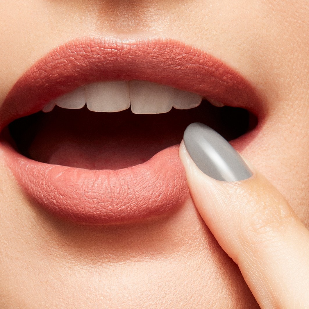 MAC Lipstick Locked Kiss Ink™ flydende læbestift – 5 ml