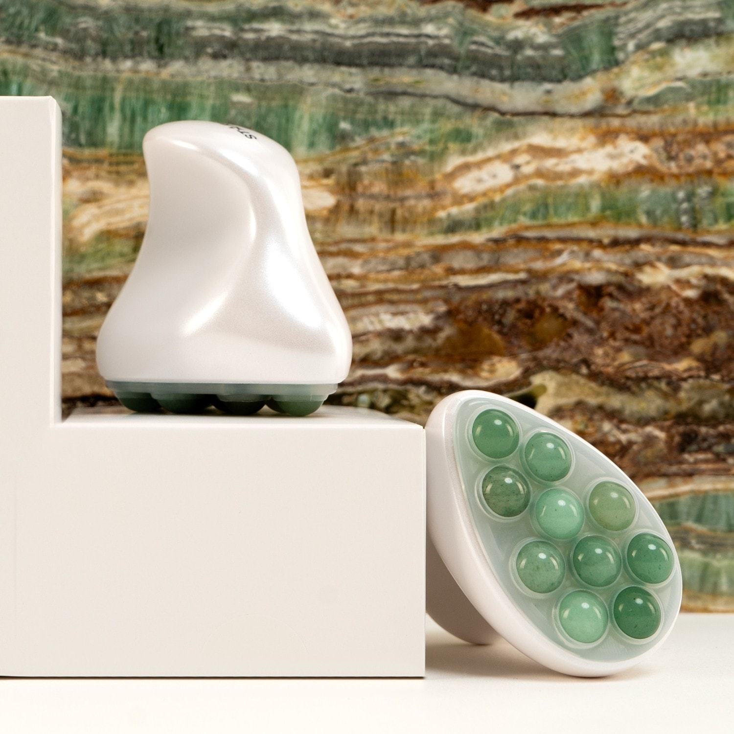 Masážny prístroj na tvár STARSKIN® Skin Iron Face Jade - Jade