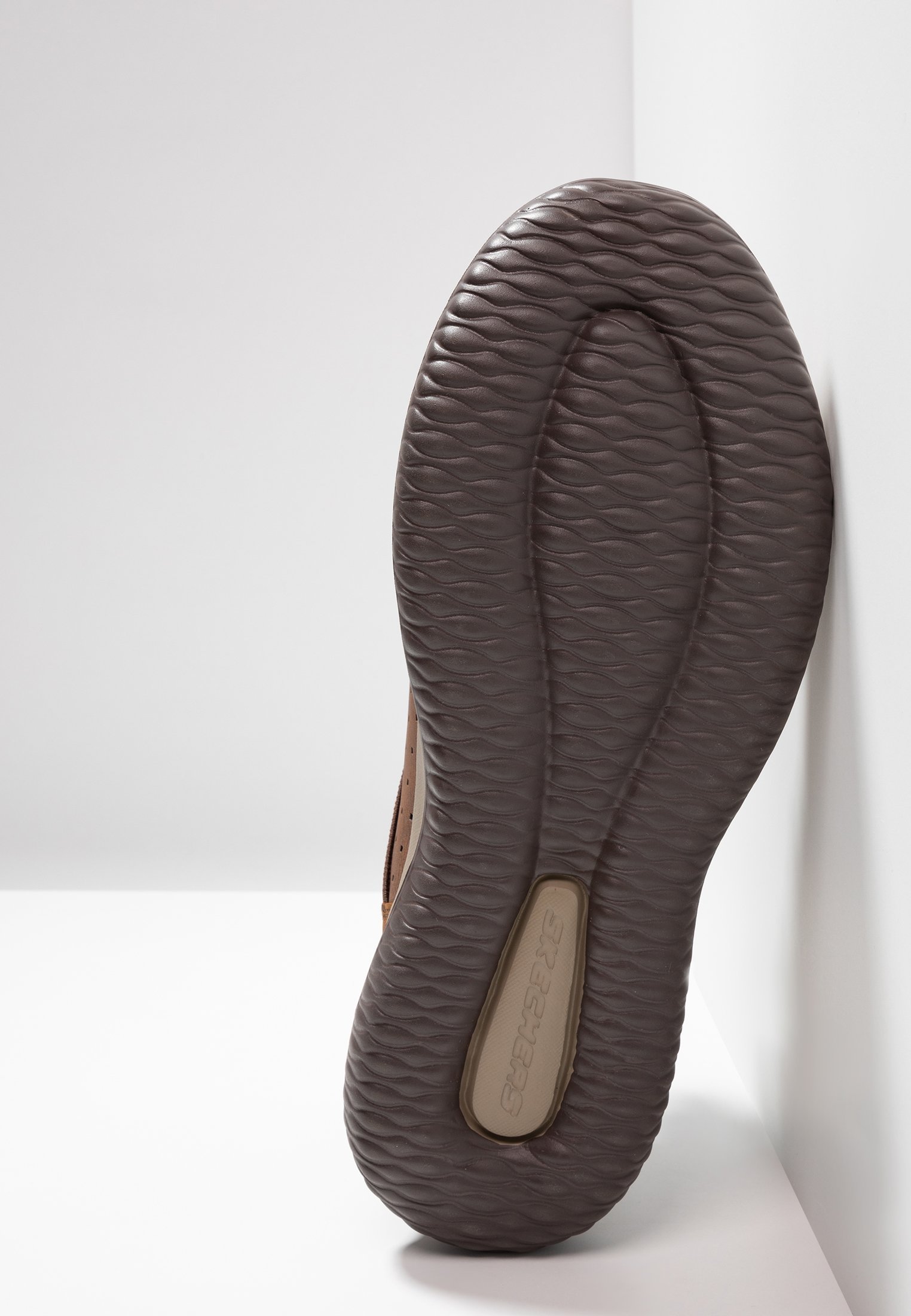Skechers DELSON AXTON - Mocassins - marron foncé