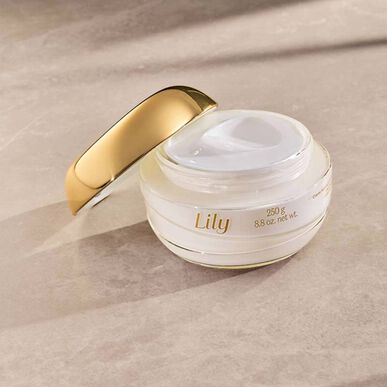 Set de regalo de crema corporal y baño O Boticário Lily Eau de Parfum para mujer 1 unidad 1 unidad