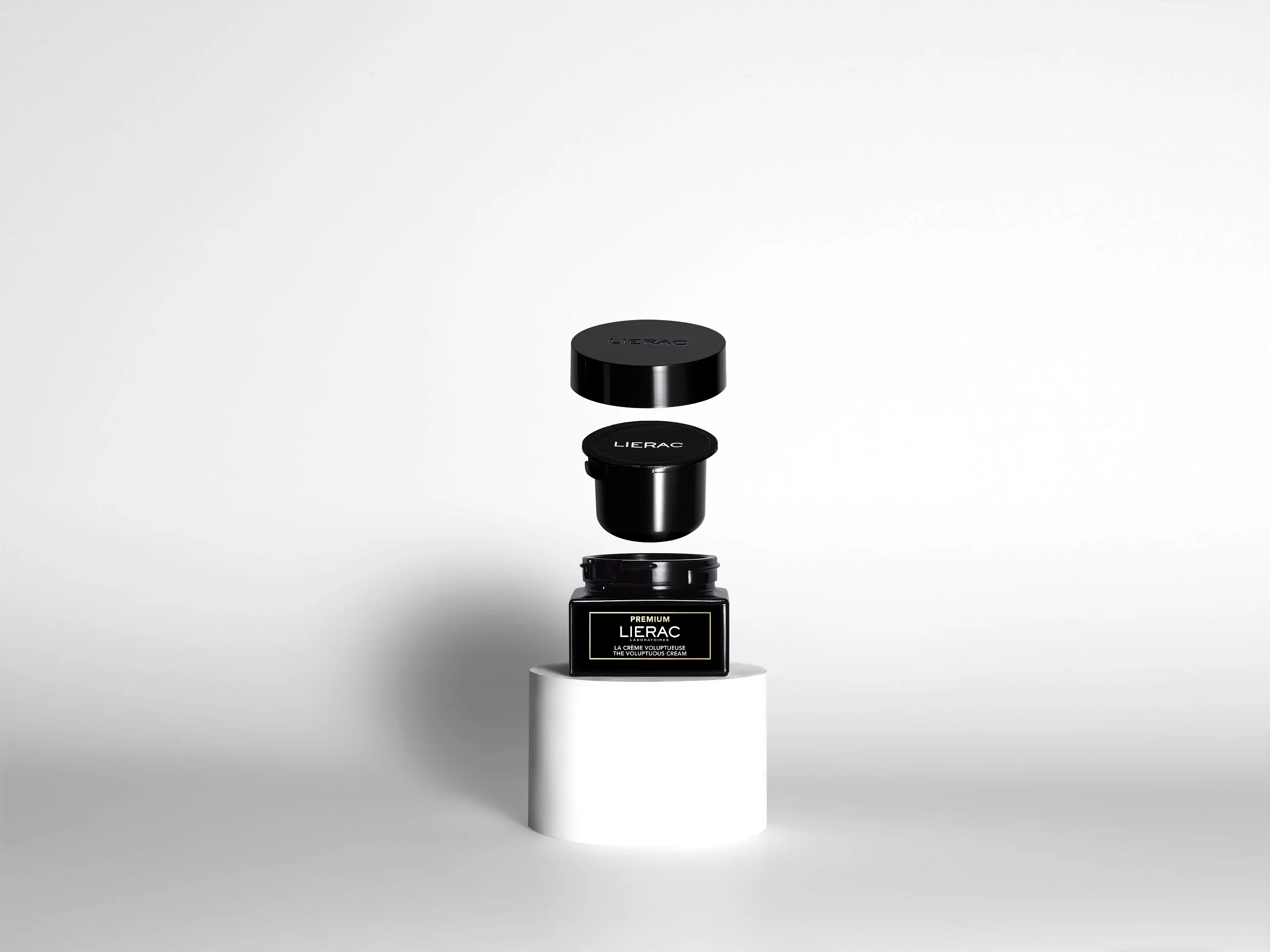 Premium Voluptueuse Ricarica Crema Viso Ricca Nutriente Antirughe - Tratt.viso 24 ore antirughe