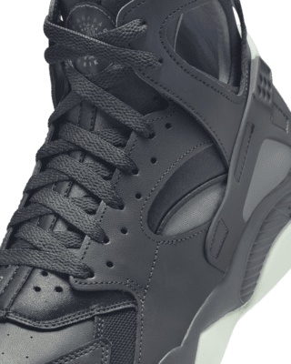 Nike Air Flight Huarache Men's Shoes