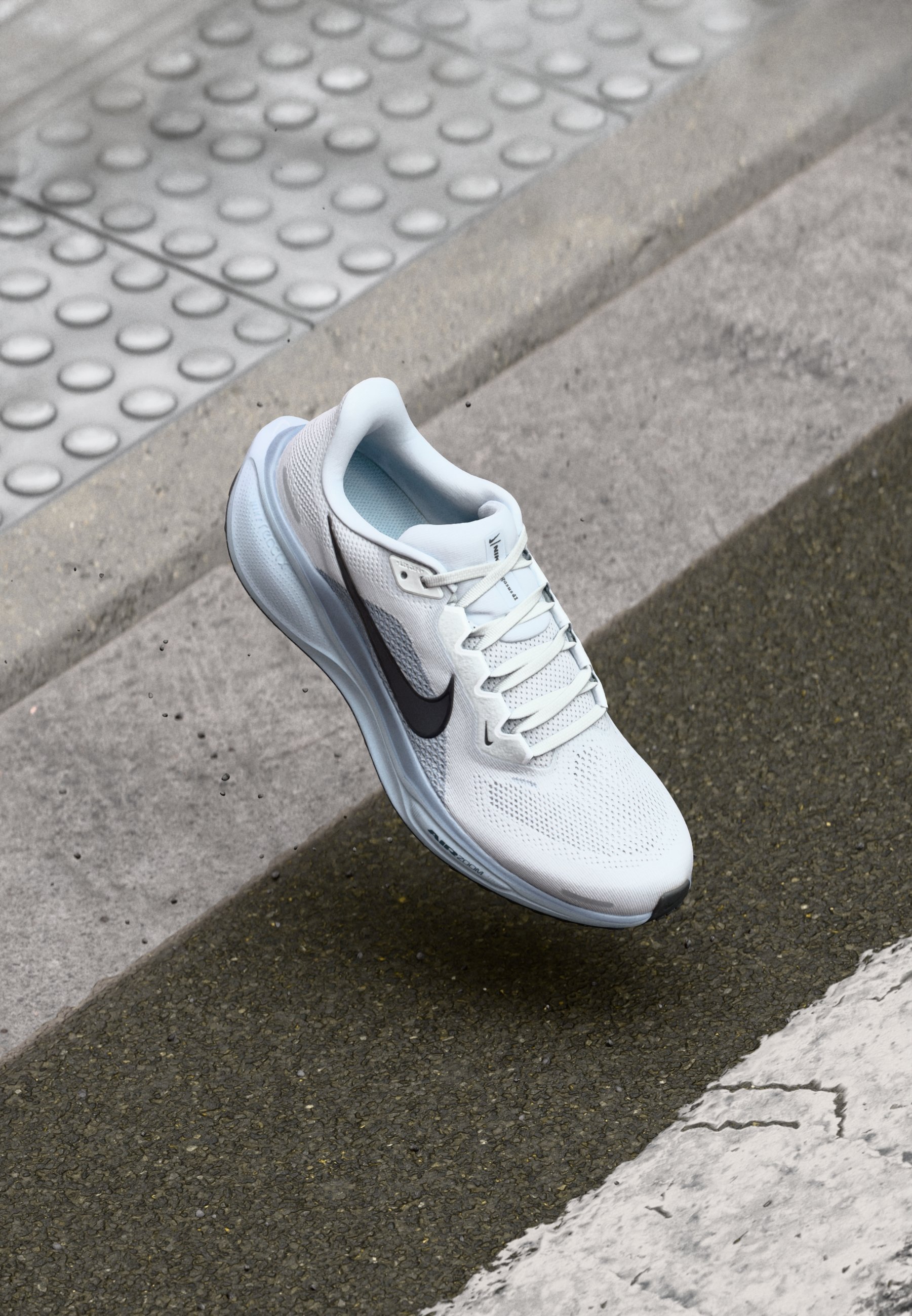 Nike Performance AIR ZOOM PEGASUS 41 - Chaussures de running sur route - Platine pur/Anthracite/Bleu armure clair/Gris cendré/Blanc