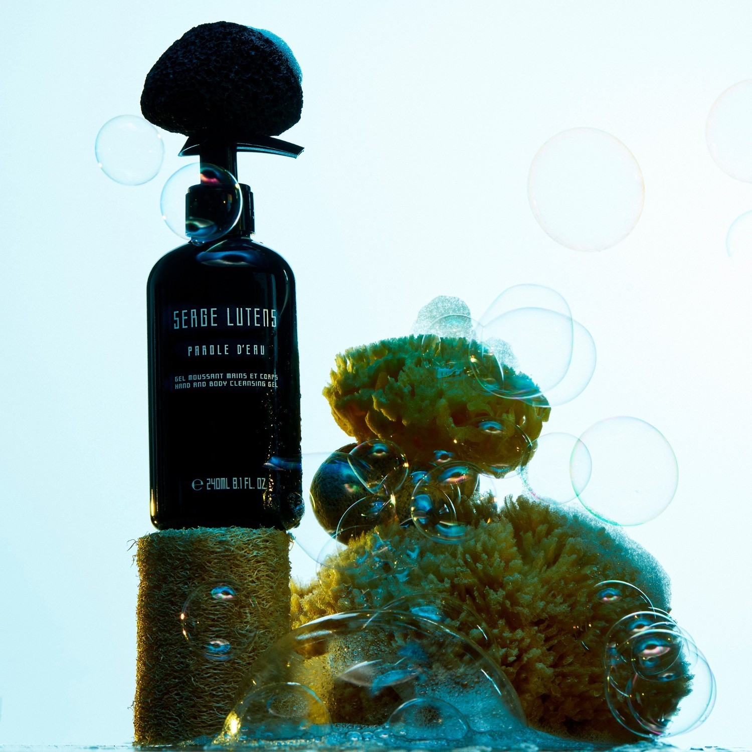 Serge Lutens gel za čišćenje Matin Lutens Parole D'Eau gel za čišćenje ruku i tijela - 240 ml