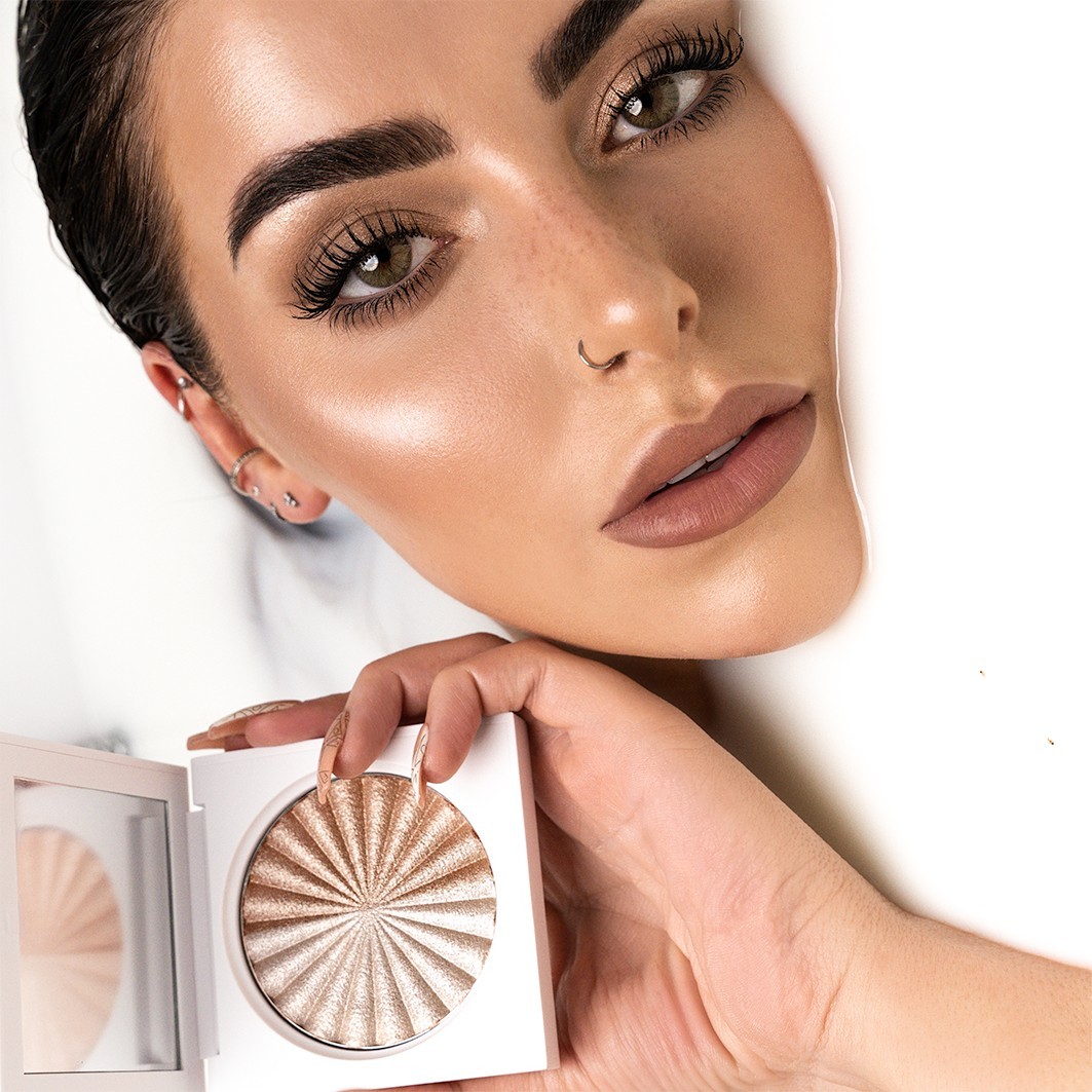 Ofra Cosmetics žymeklis Steph Toms pieno ir sausainių žymeklis - 10 g