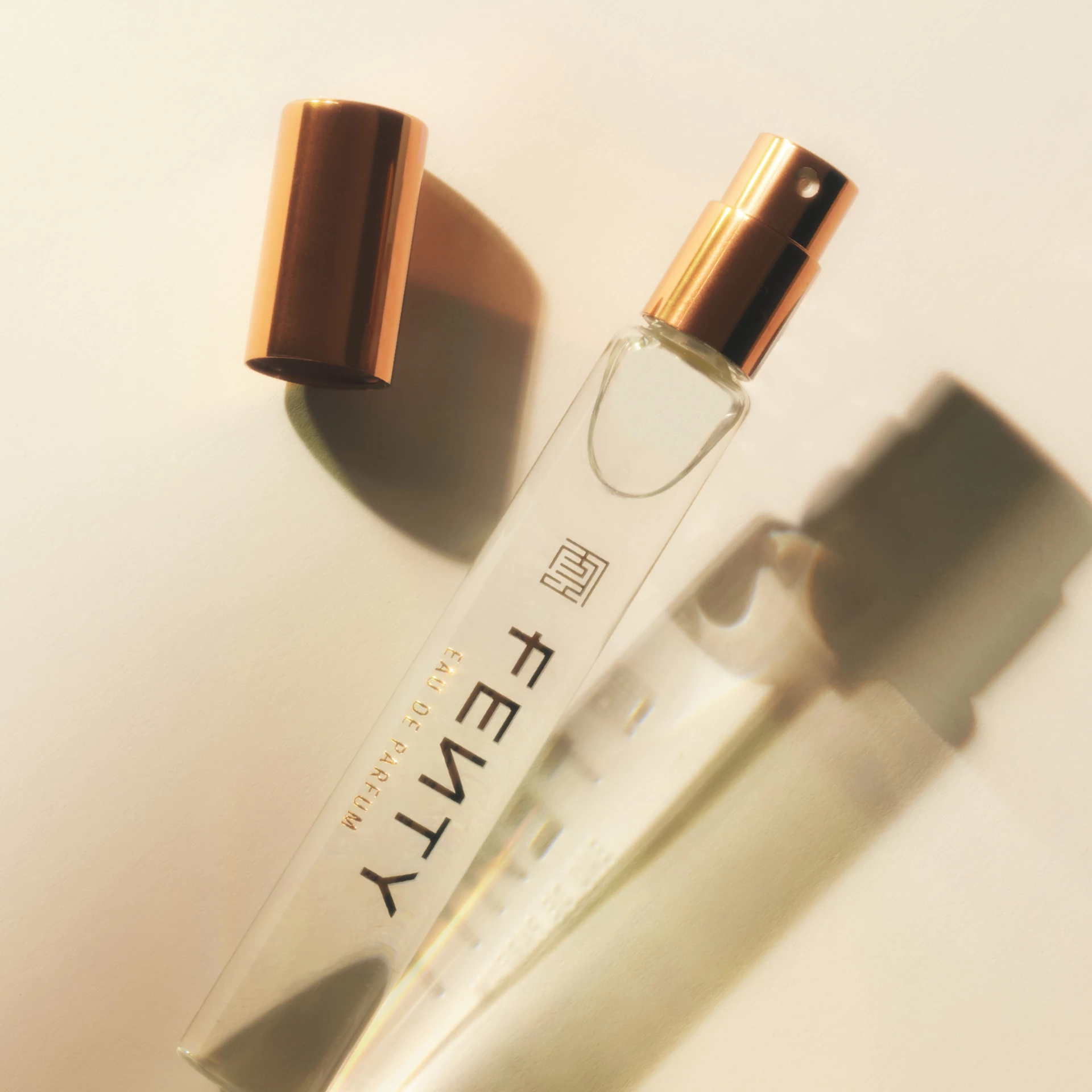 Parfumska voda u spreju za putovanja 10 ml - Fenty Beauty
