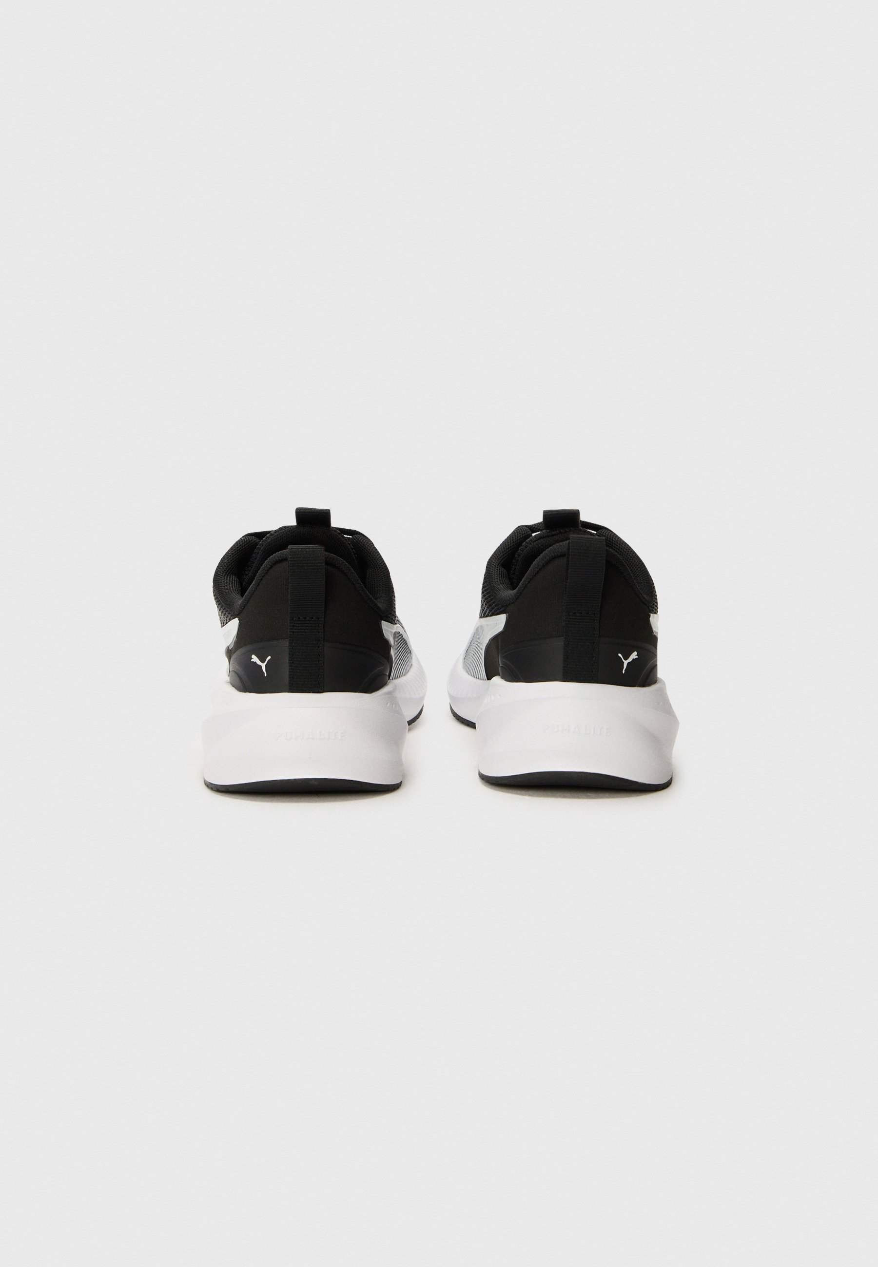 Puma FLYER LITE 3 UNISEX - Road running shoes - black