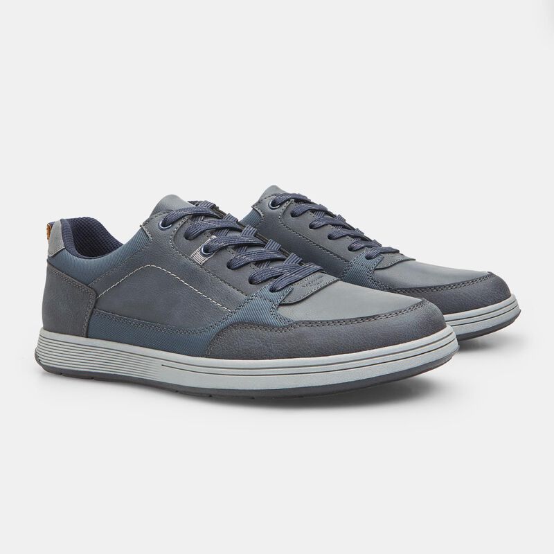 BATA herensneaker met rode schuimrubberen binnenzool