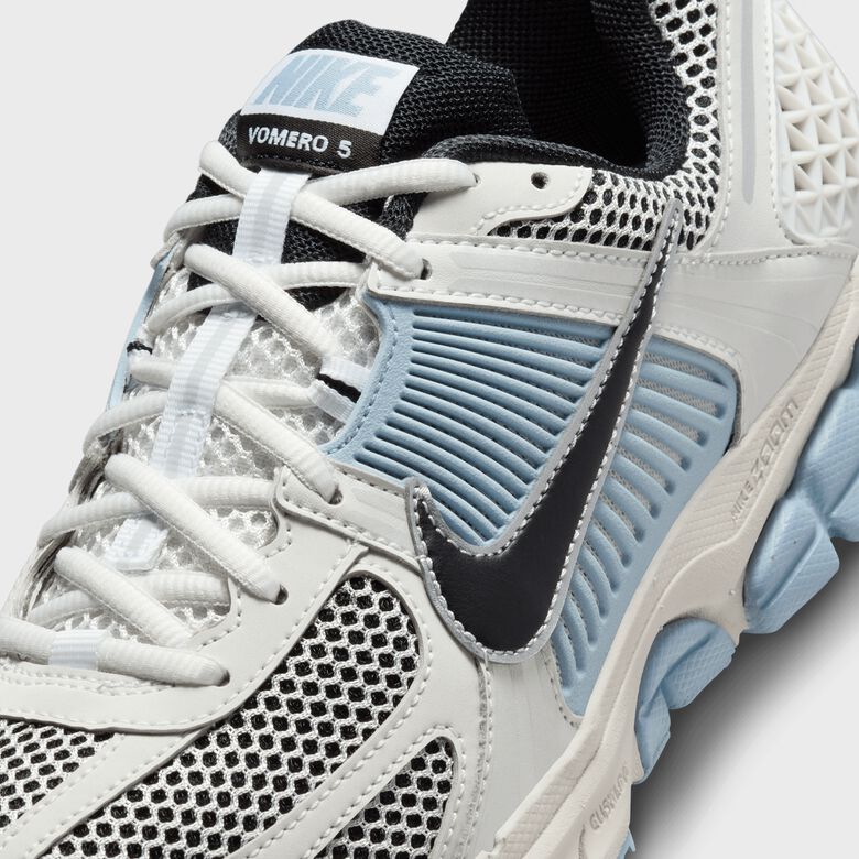 WMNS Zoom Volume 5