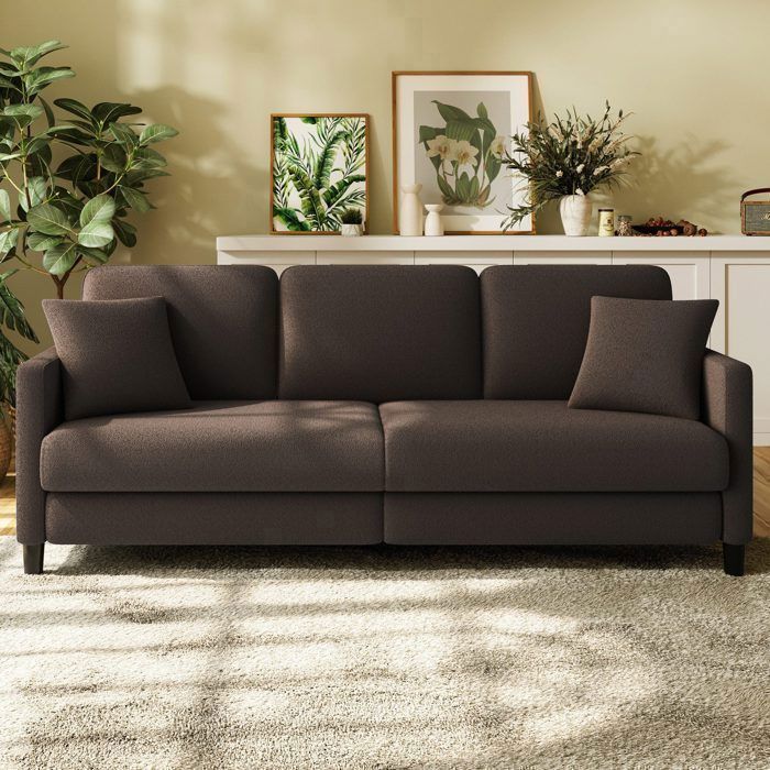 Sofá grande de 3 lugares em veludo marrom estilo Teddy com 3 almofadas e 2 travesseiros, sofá em estilo escandinavo para sala de estar e quarto.