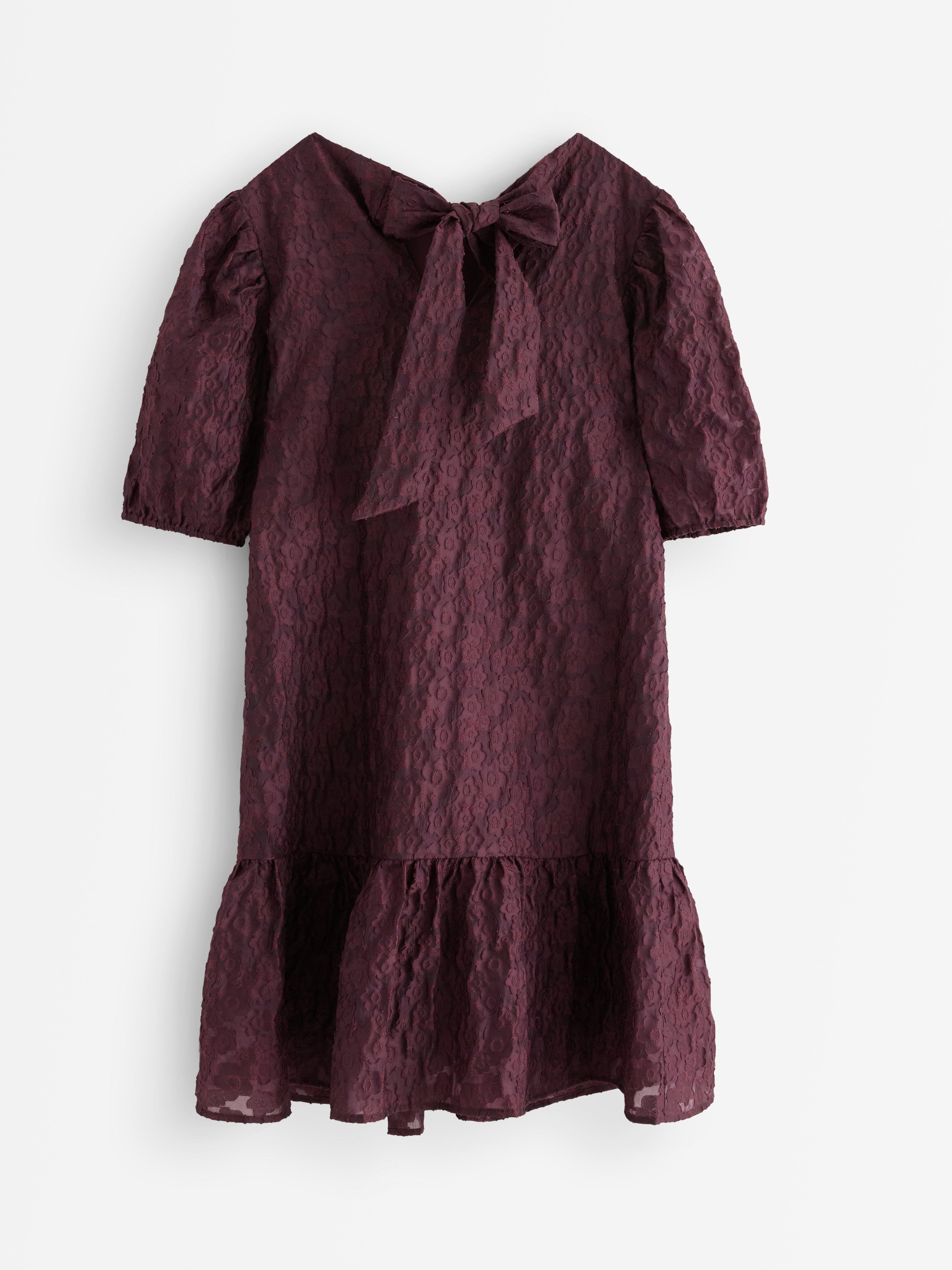 Minivestido con flores color lila oscuro empolvado