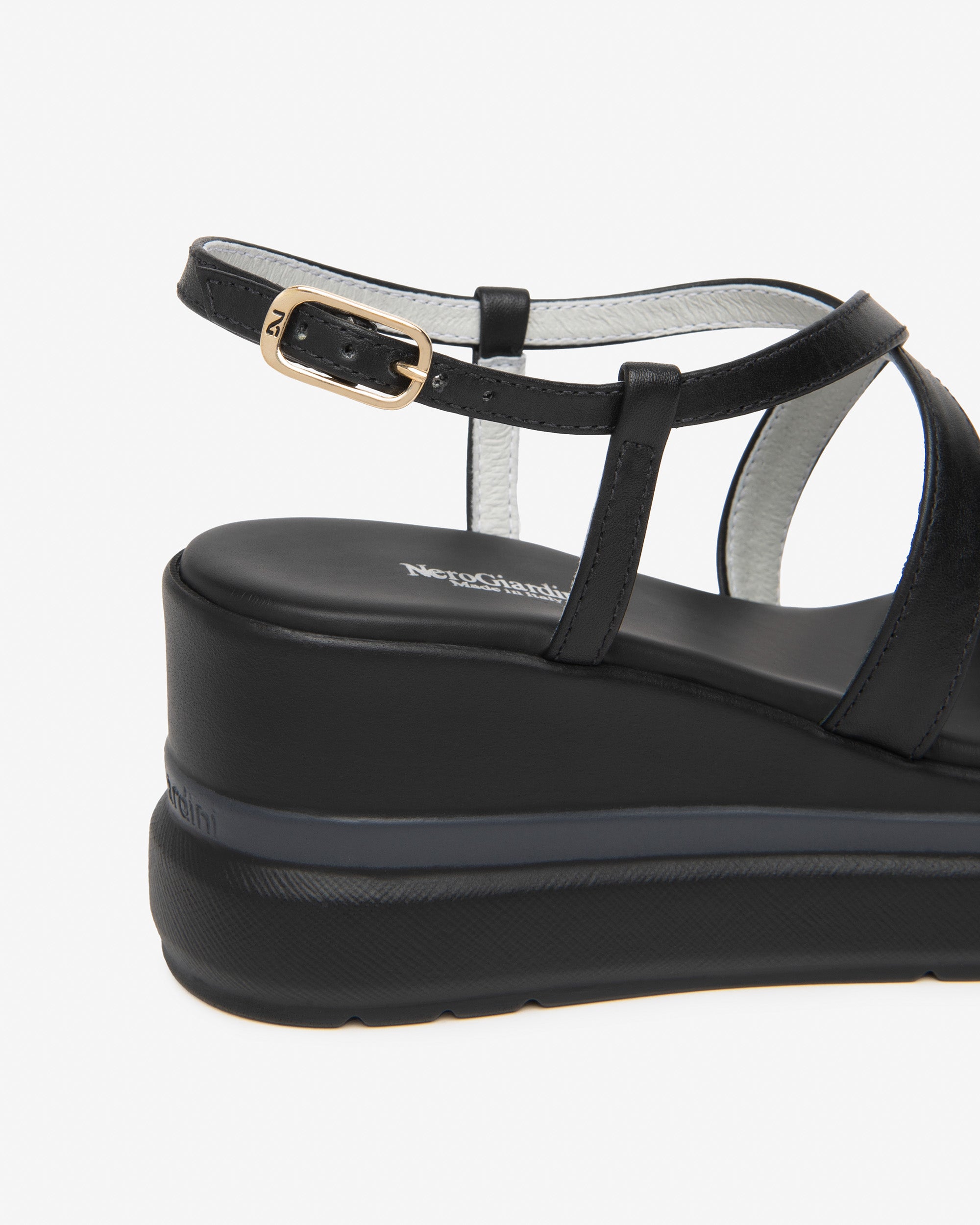  Damen-Ledersandalen