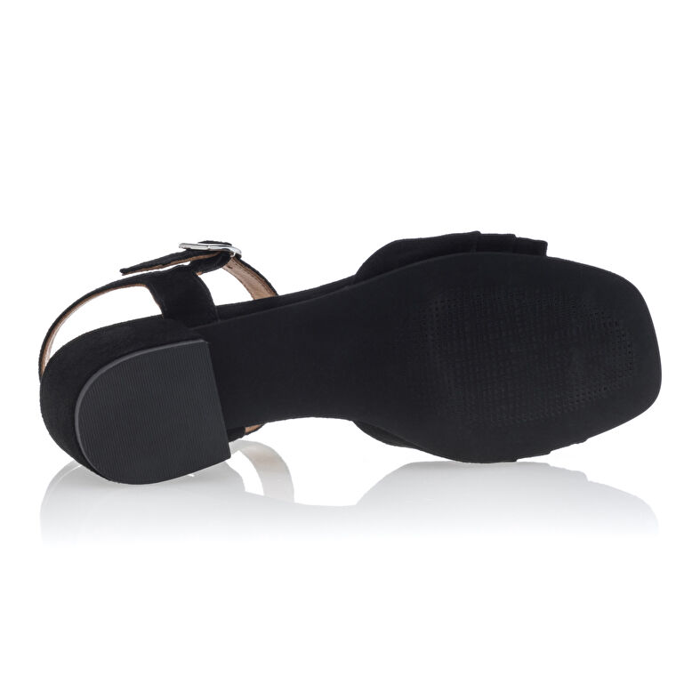 Svarte sandaler / sko med åpen tå til dame