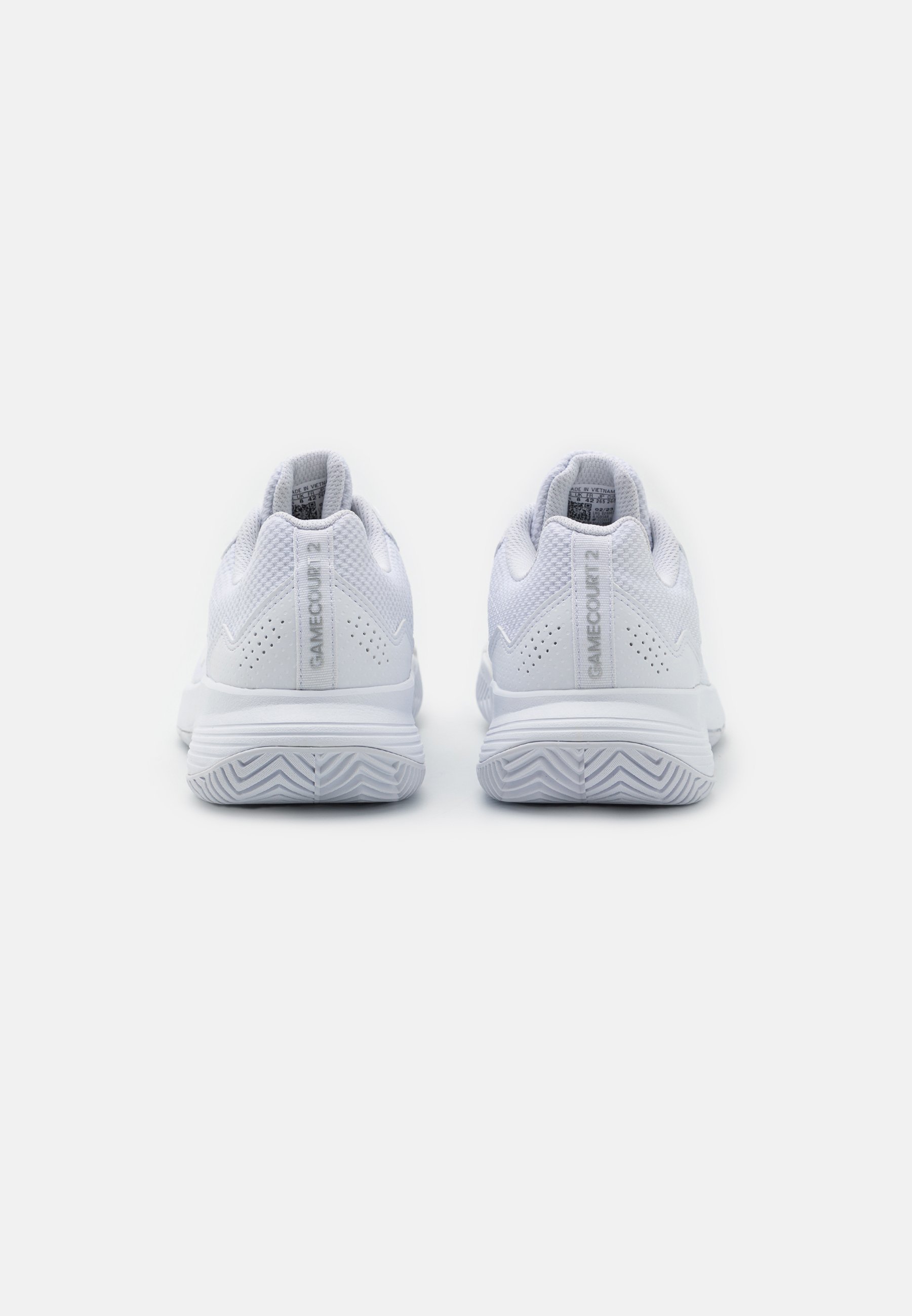 adidas Performance GAMECOURT 2 - Chaussures de tennis pour court en terre battue - Blanc/argent mat
