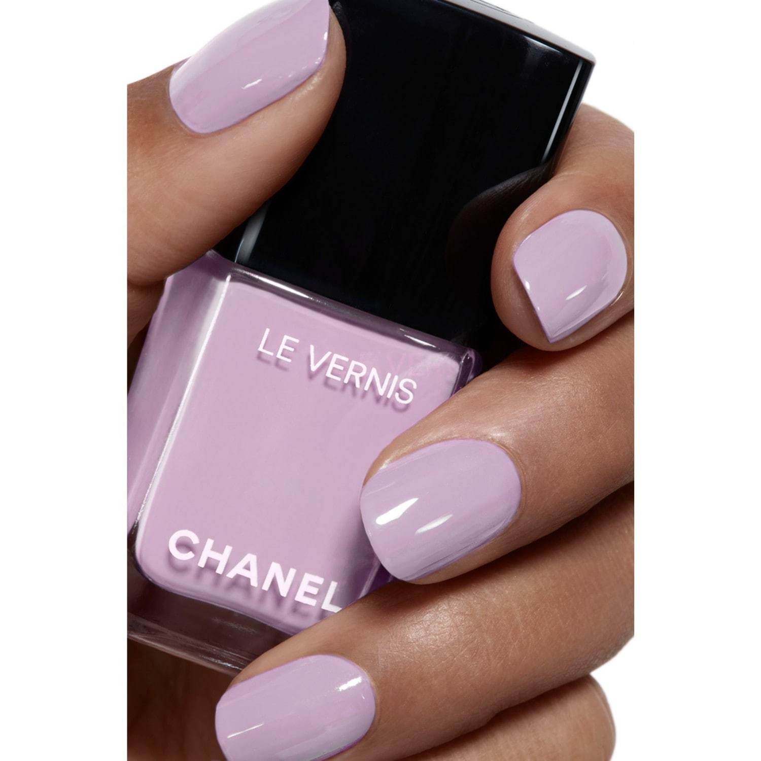 CHANEL nagu laka LE VERNIS ILGSTOŠA KRĀSA UN SPĪDUMS - 13 ml