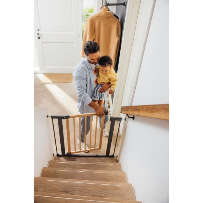 SAFETY 1ST Barrière Simply Close wood & Metal, Pression, 73-80 cm (94cm si extension), sans perçage, Ouverture d'une Main, Bois