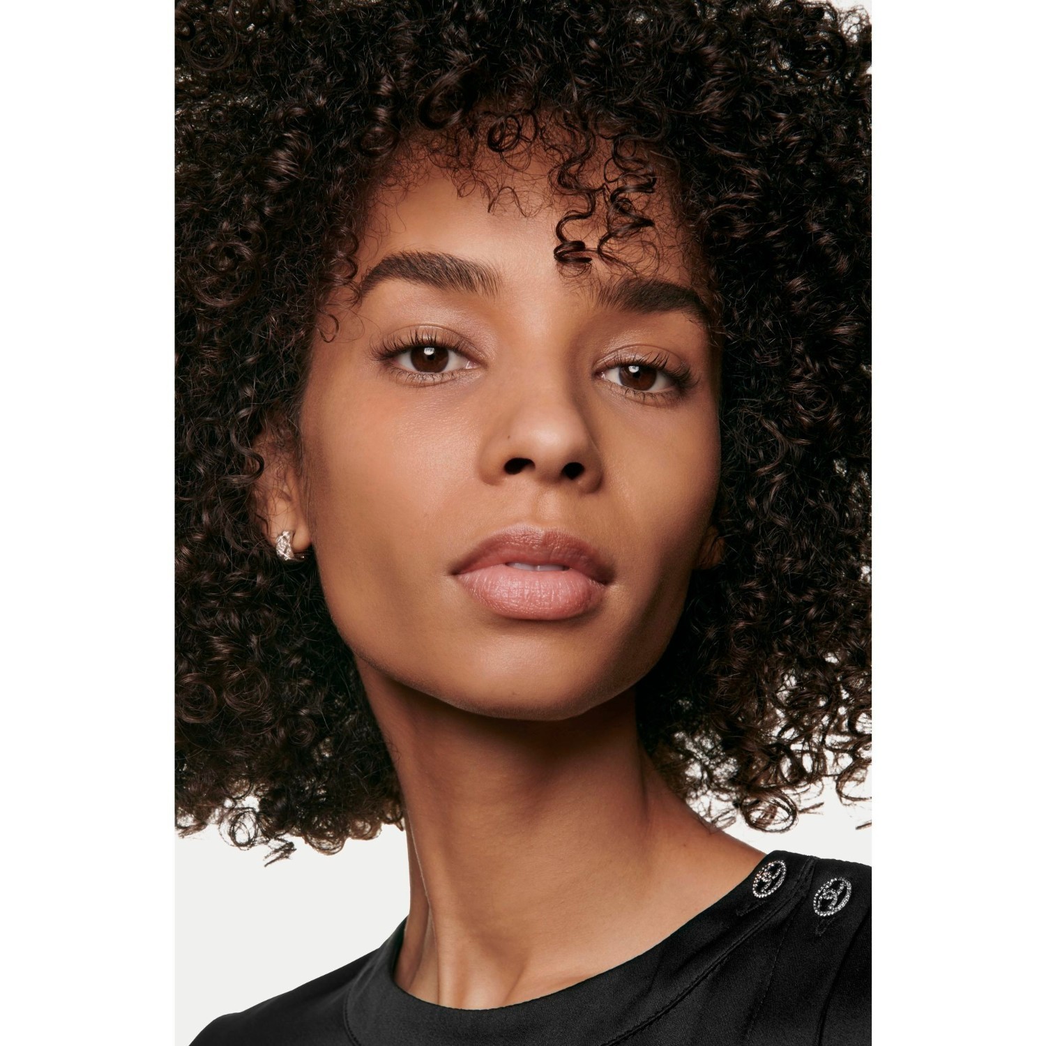 CHANEL Foundation LES BEIGES TEINT BELLE MINE NATURELLE HYDRATATION ET LONGUE TENUE - 30 ml