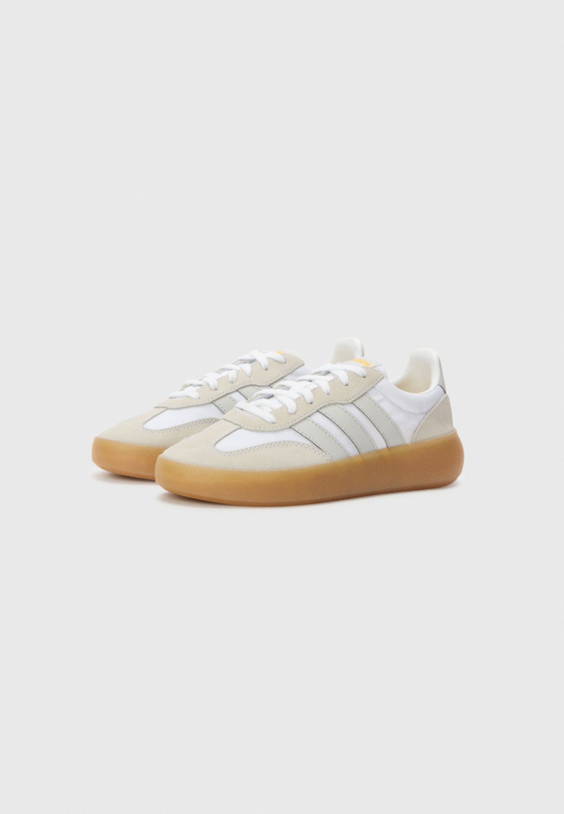 adidas Performance BARREDA DECODE ARSENAL UNISEXE - Chaussures de football en salle - blanc/gris uni/gomme