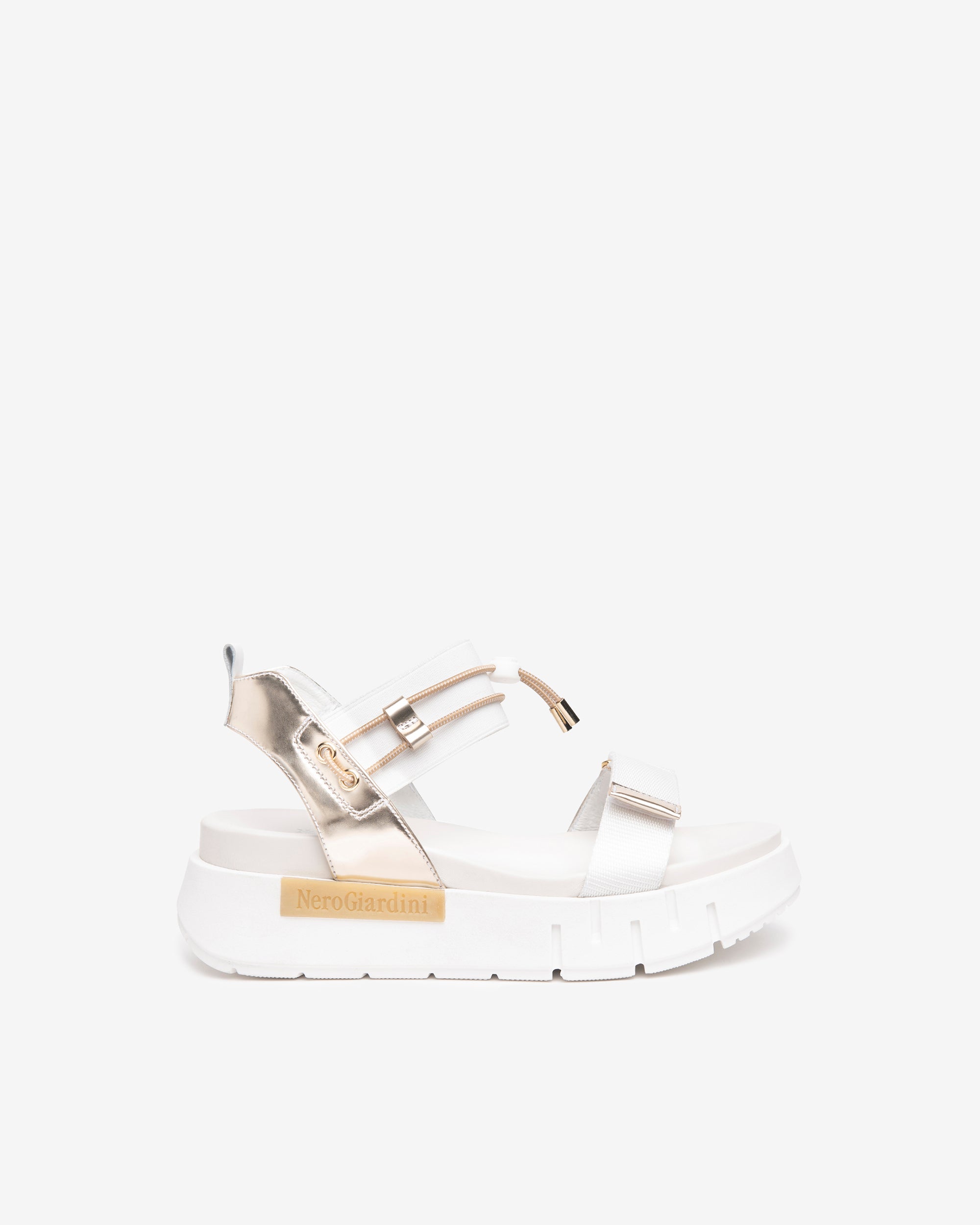  Sandales pour femmes en cuir et matières techniques