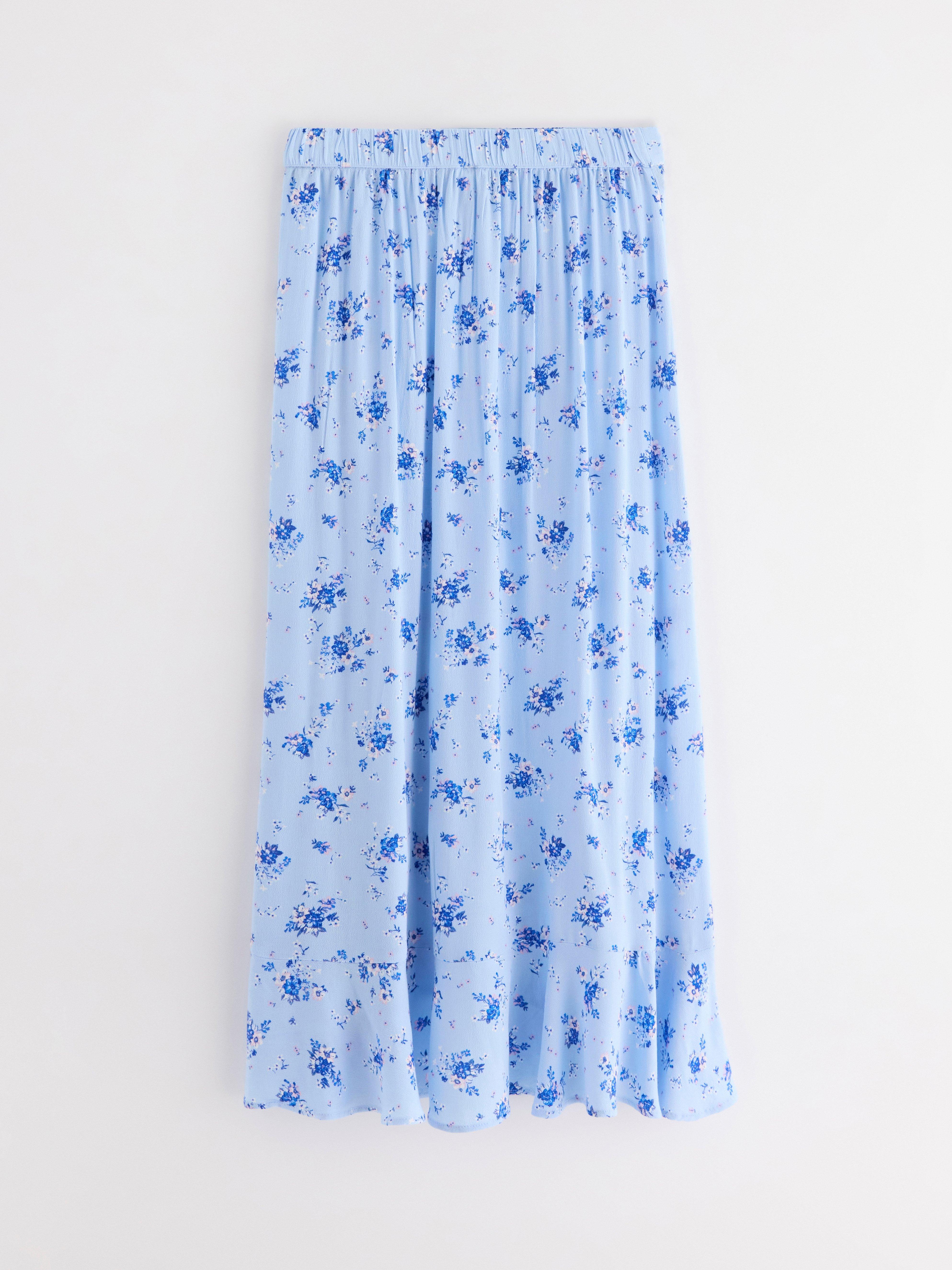 Falda con volantes azul claro