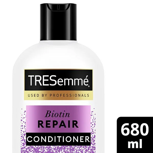 Tresemme Biotinový regenerační kondicionér 680 ml