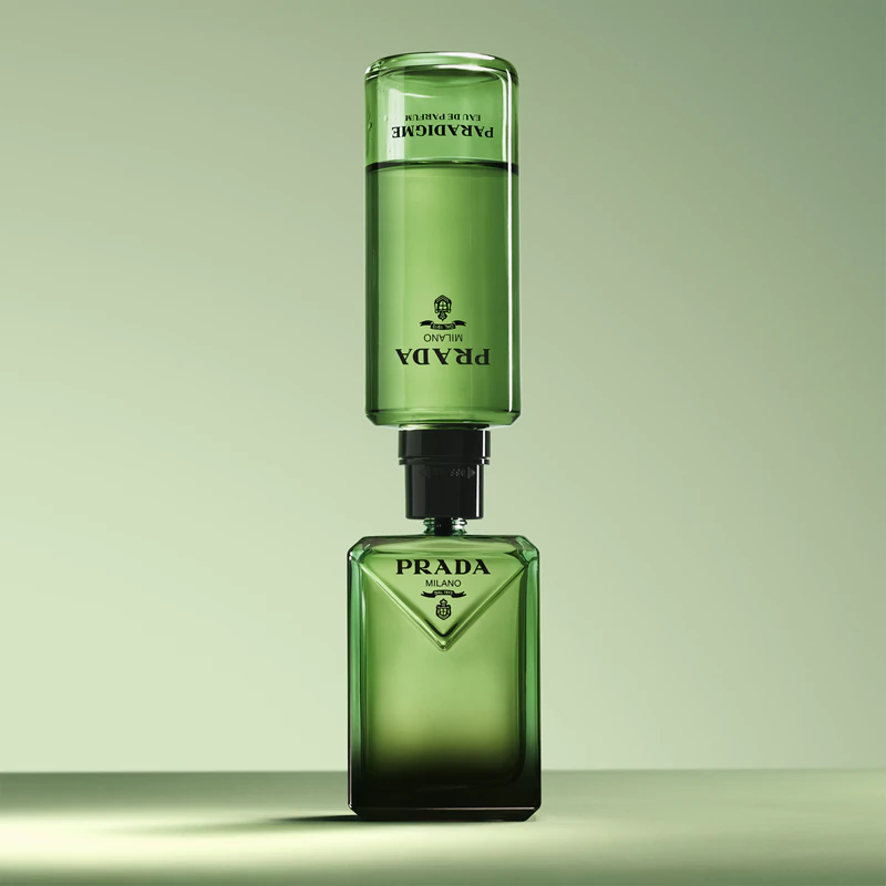 Frasco recarregável Prada Paradigme Eau de Parfum para homens