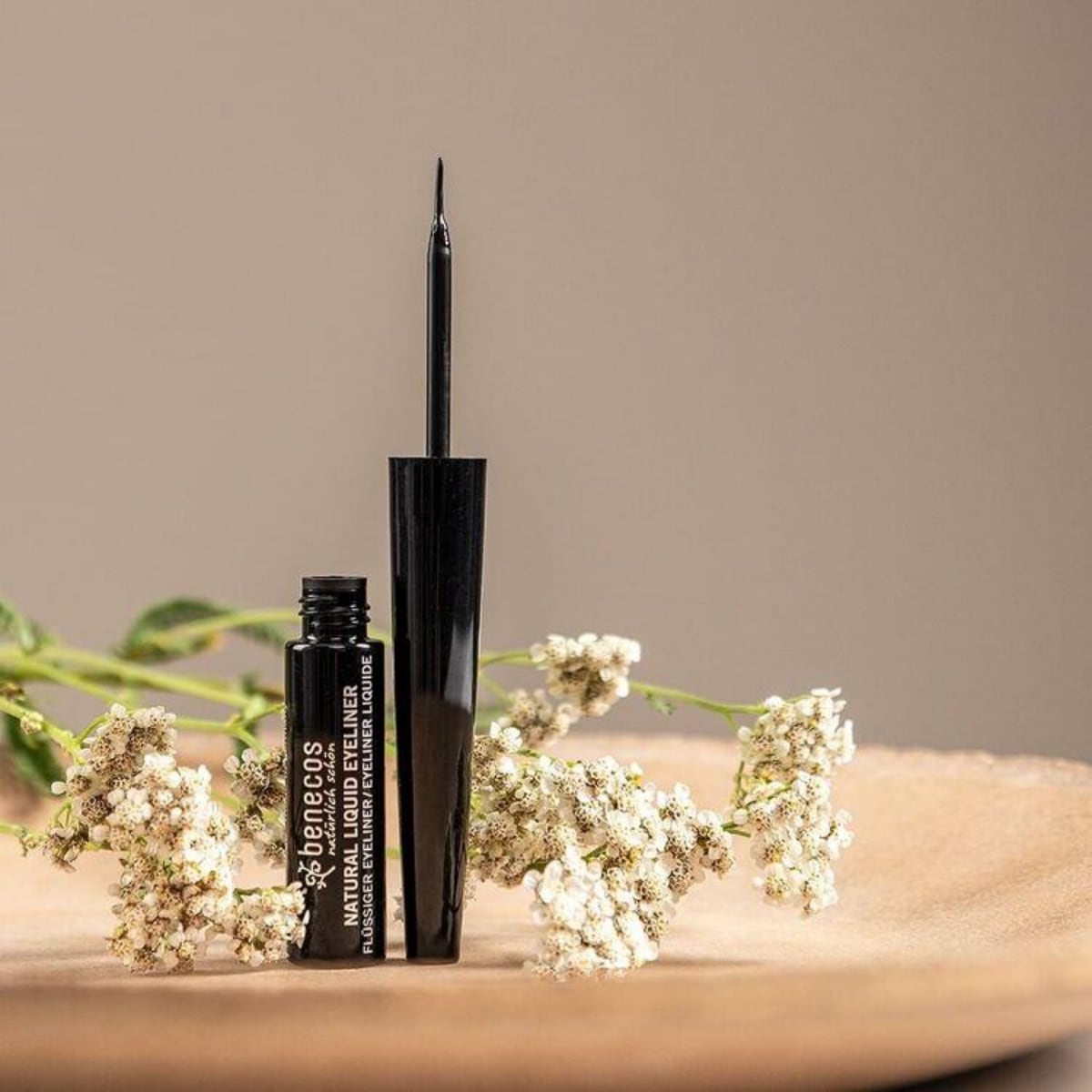 benecos Eyeliner Natural folyékony szemceruza - 3 ml