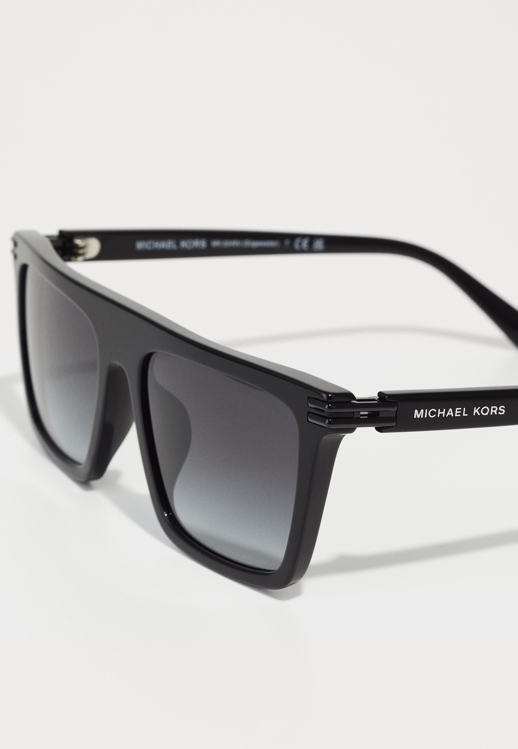 Michael Kors EDGEWATER - Zonnebril - zwart