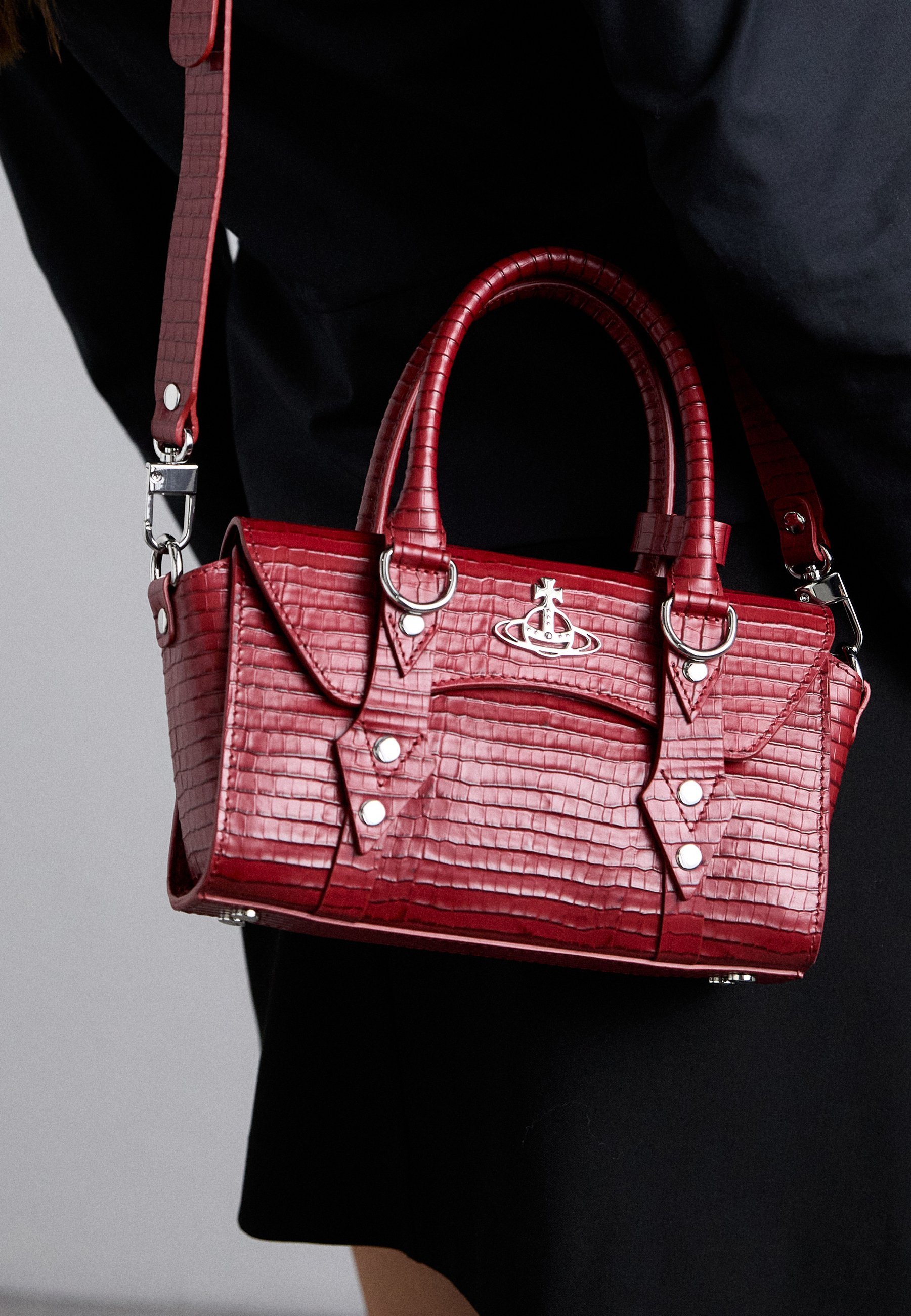 Sac à main bandoulière Vivienne Westwood BETTINA MINI - rouge