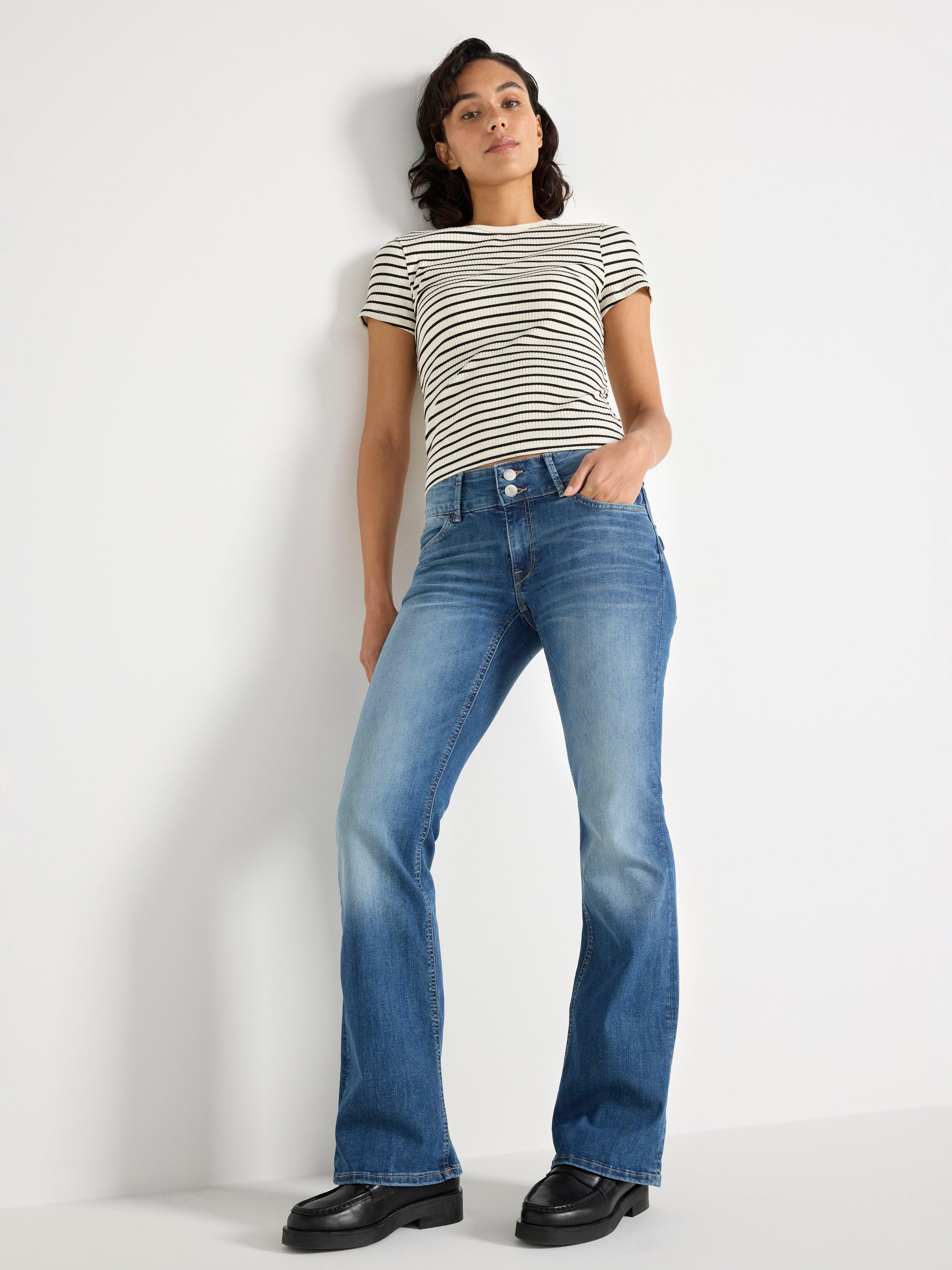 Pantalones vaqueros elásticos FLARE de talle bajo color azul vaquero