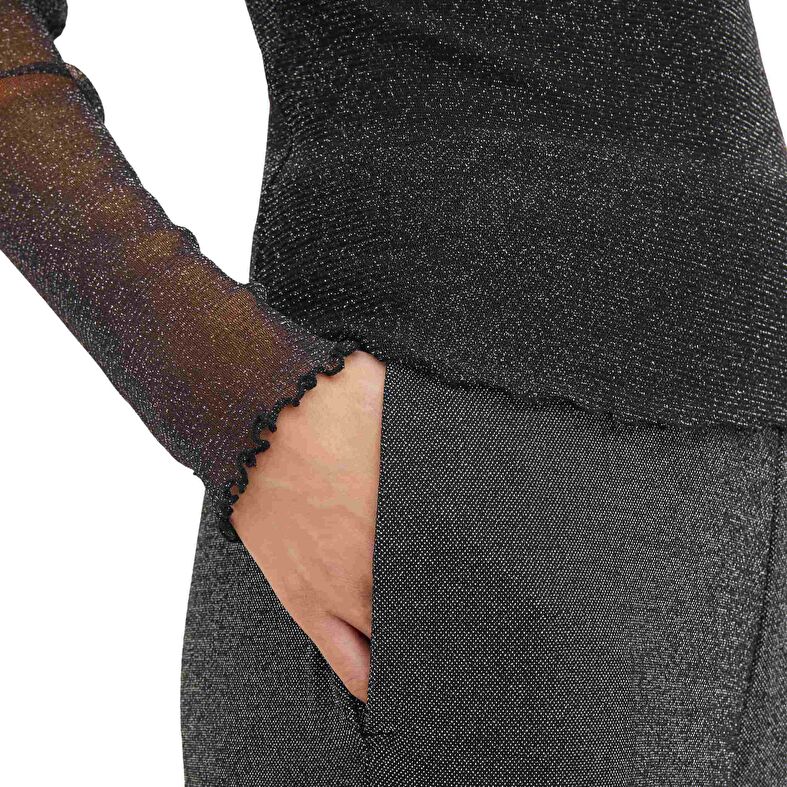 T-paidat ja topit Femme Noir