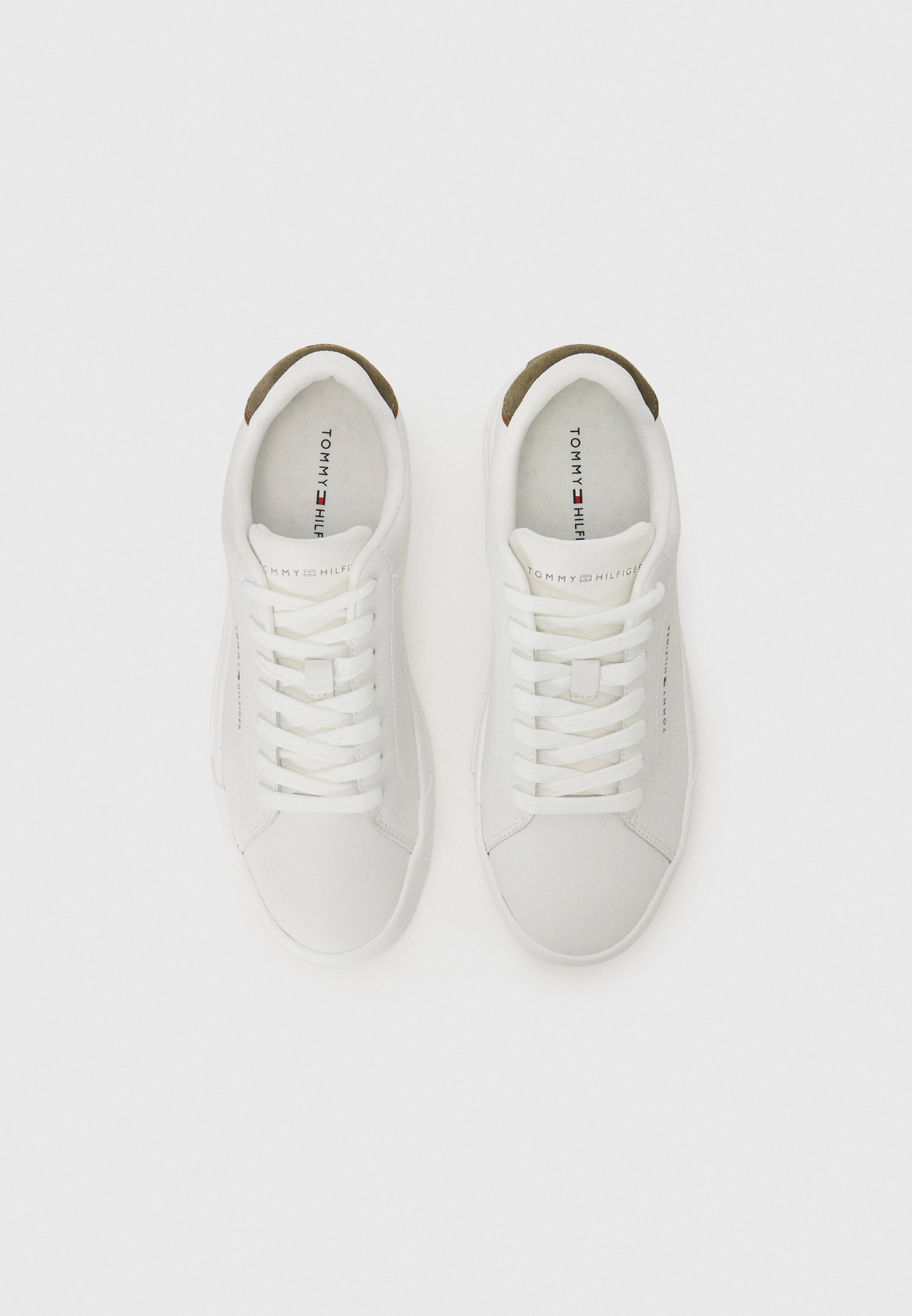 Tommy Hilfiger COURT DETAIL - Scarpe da ginnastica - ecru/verde militare