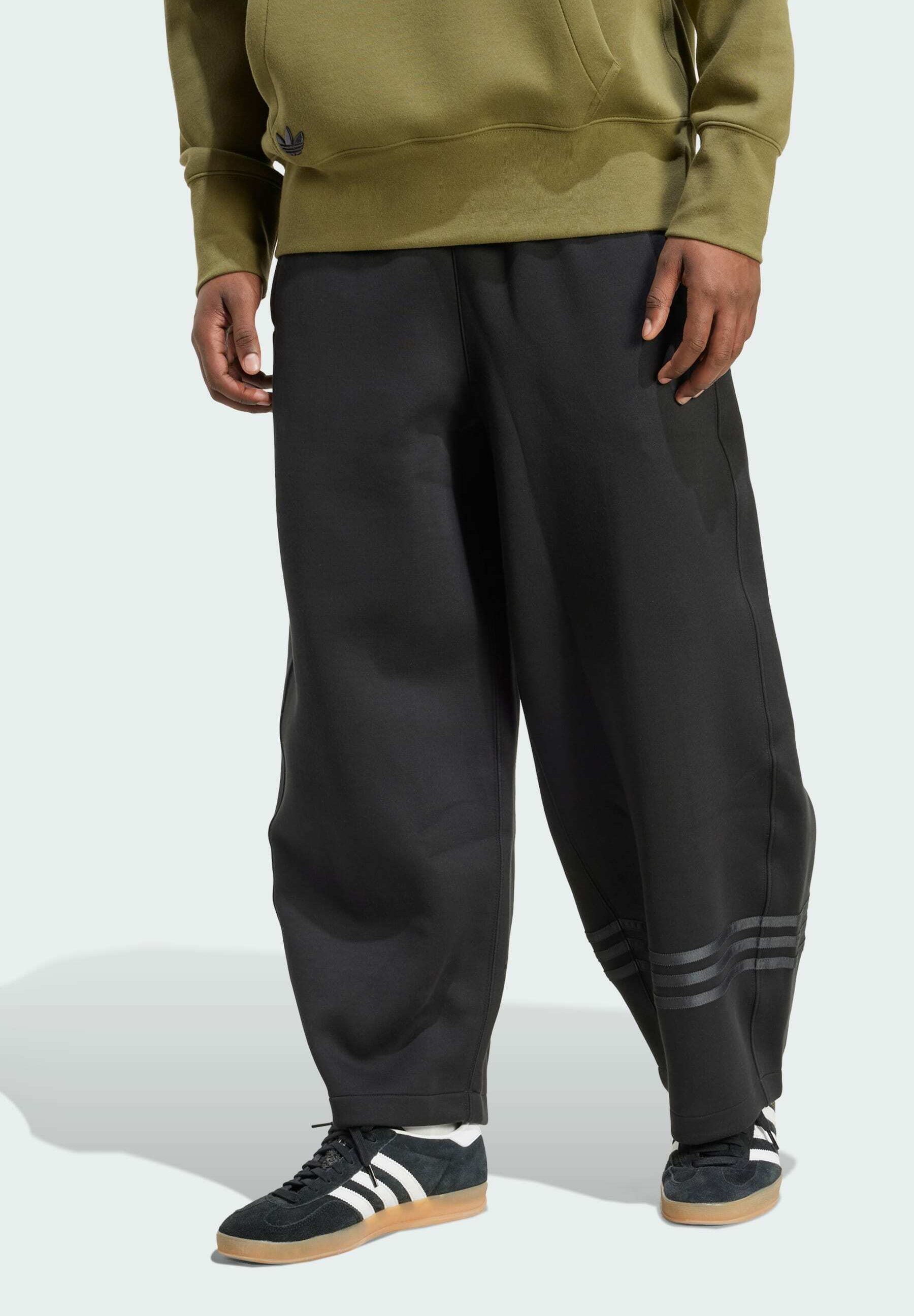 adidas Originals szabadidőnadrág